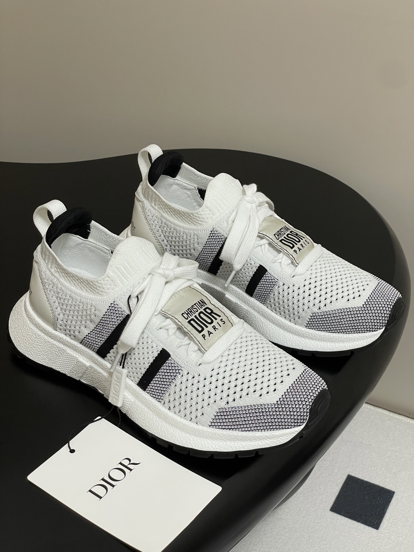 Dior Run'n'Dior Sneakers White and Black Mesh Casual Shoes – Stylish & Comfy 2 i1745508926572 1585 0 7
