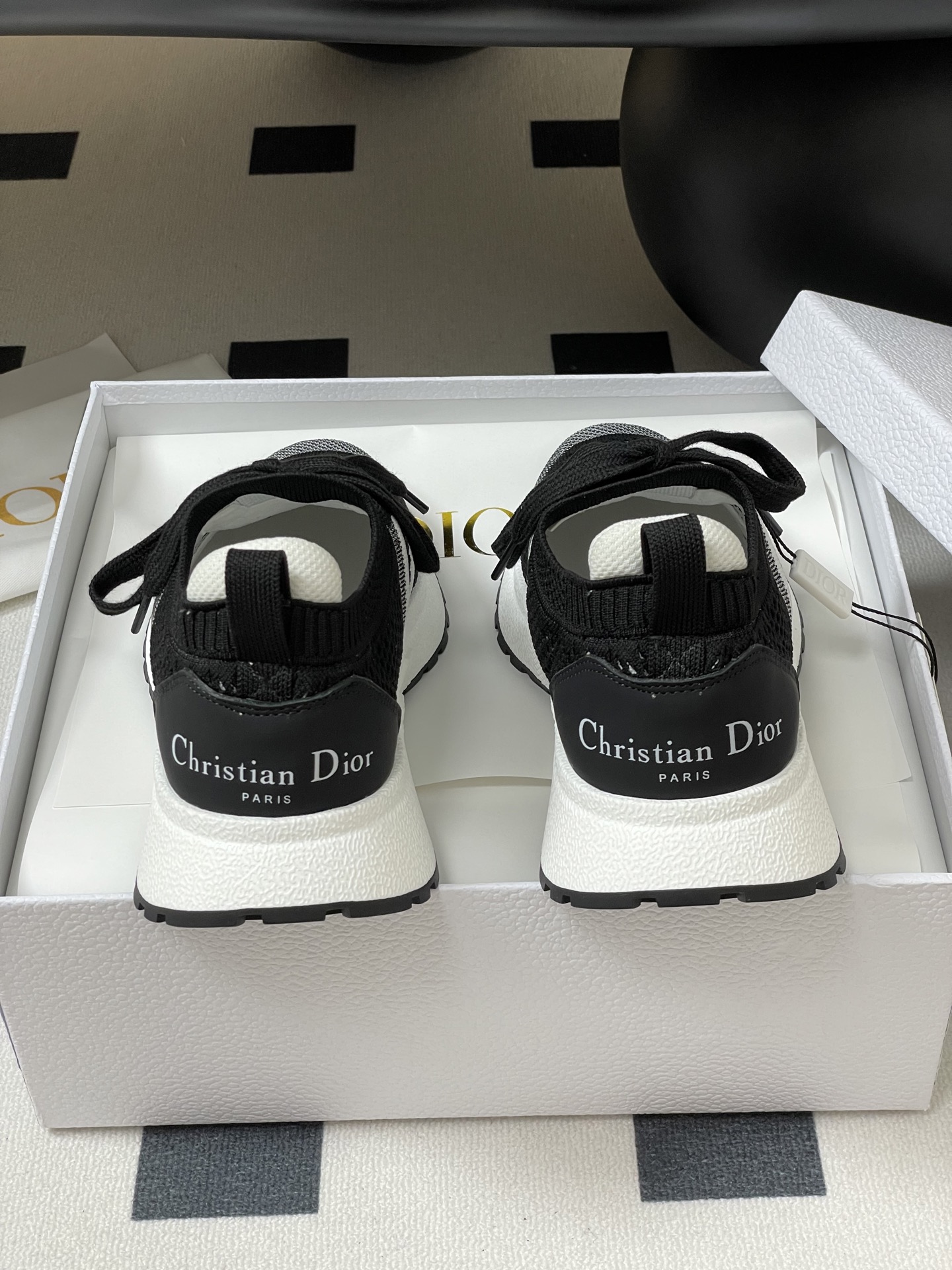 Run'n'Dior Sneakers - Black & White Mesh, Comfortable, and Stylish Design 9 i1745509005451 2314 0 3