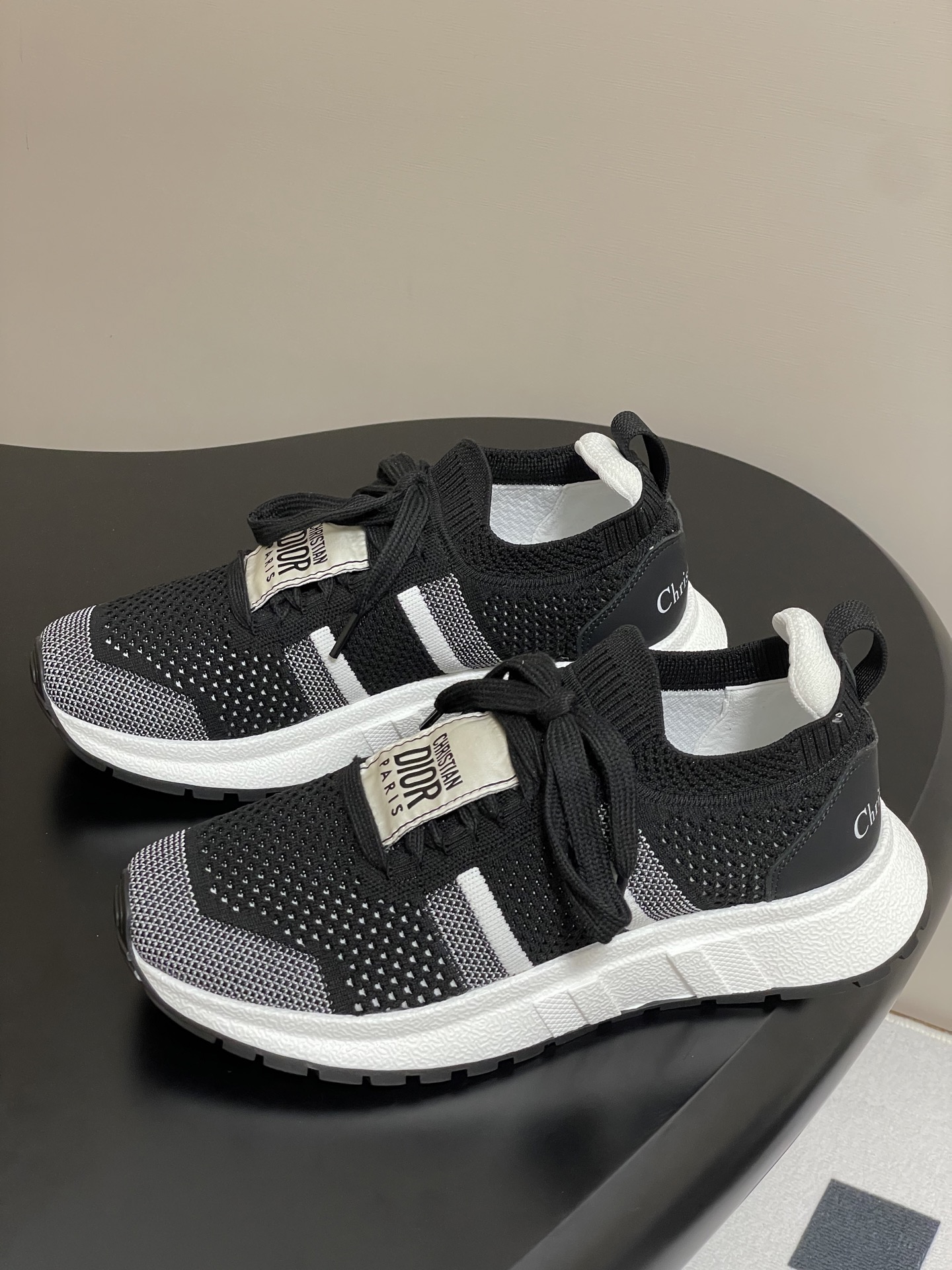 Run'n'Dior Sneakers - Black & White Mesh, Comfortable, and Stylish Design 4 i1745509017897 3647 0 8