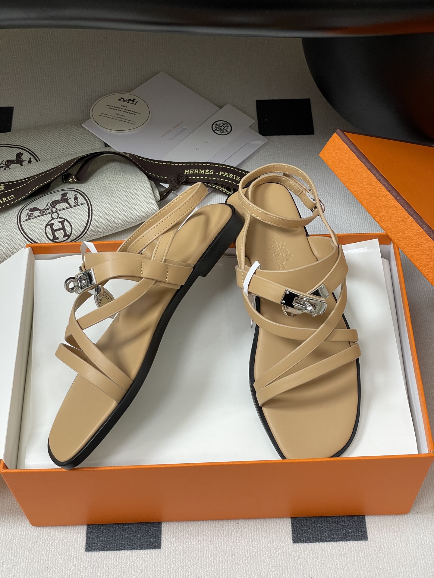Hermes June Sandal Kelly Buckle Strap Leather Women's Sandals 7 i1745877658041 8371 0 5