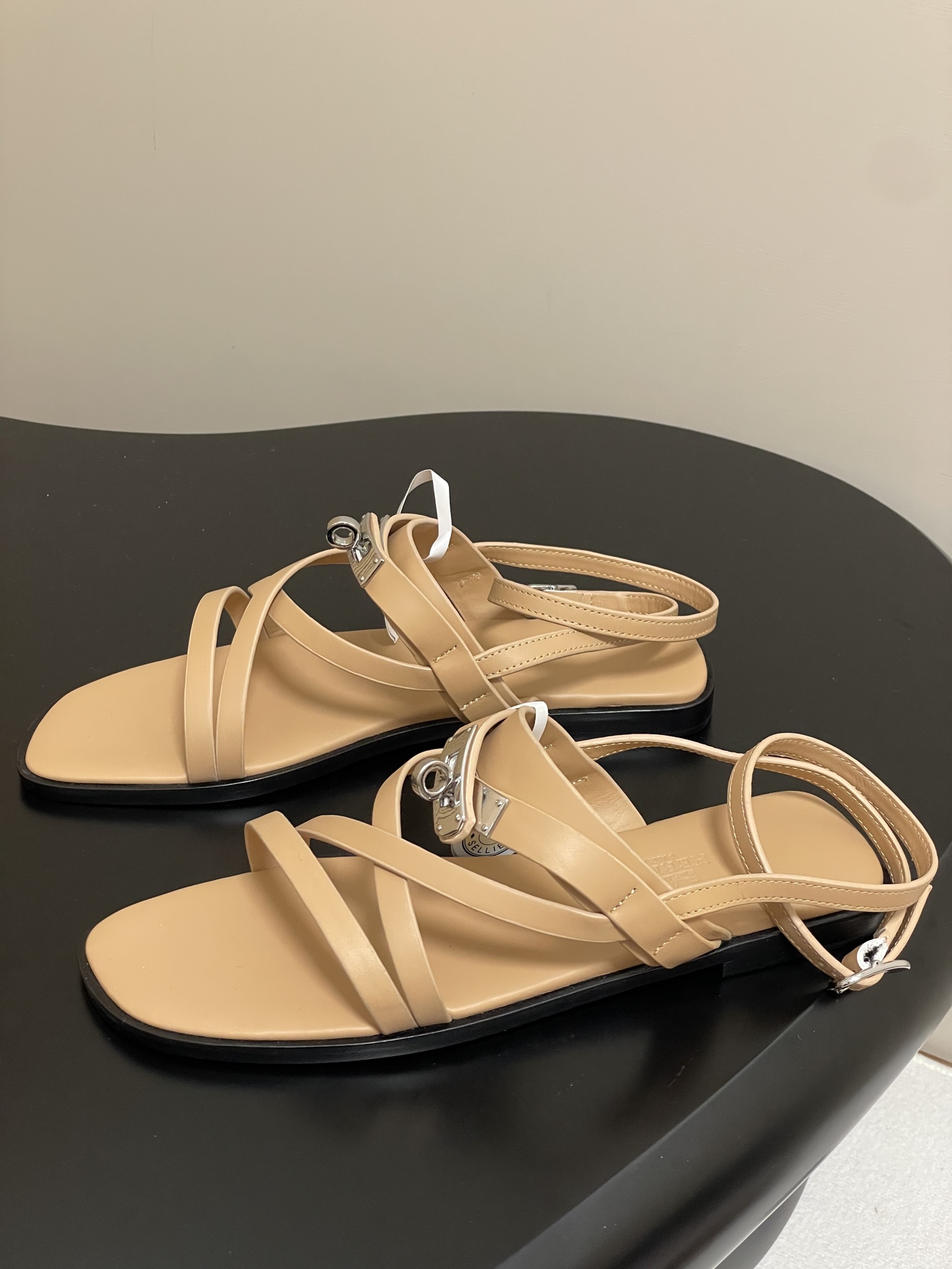 Hermes June Sandal Kelly Buckle Strap Leather Women's Sandals 4 i1745877658201 6757 0 8
