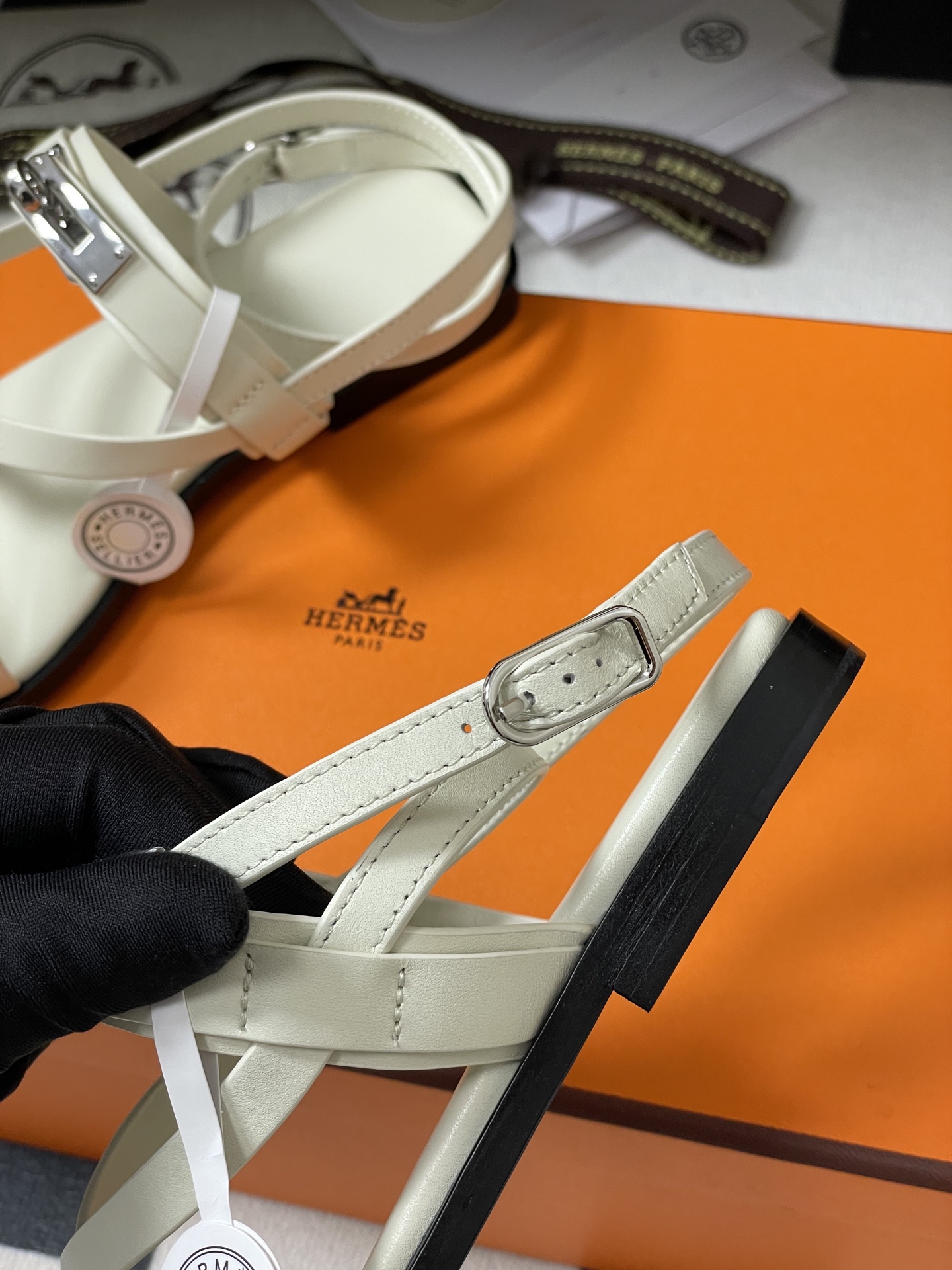Hermes June Sandal White Leather Kelly Buckle, Summer Essential for Women 9 i1745877751834 3734 0 3