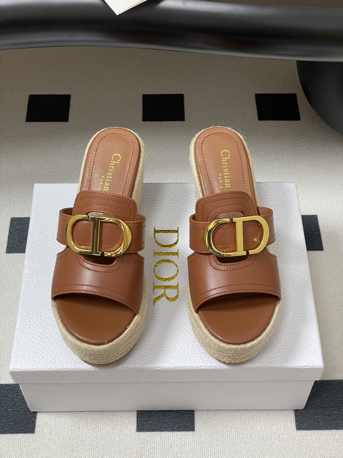 Dior 25ss春夏新款Dior 迪奥草编坡跟凉拖鞋CD扣防水台厚底高跟拖鞋