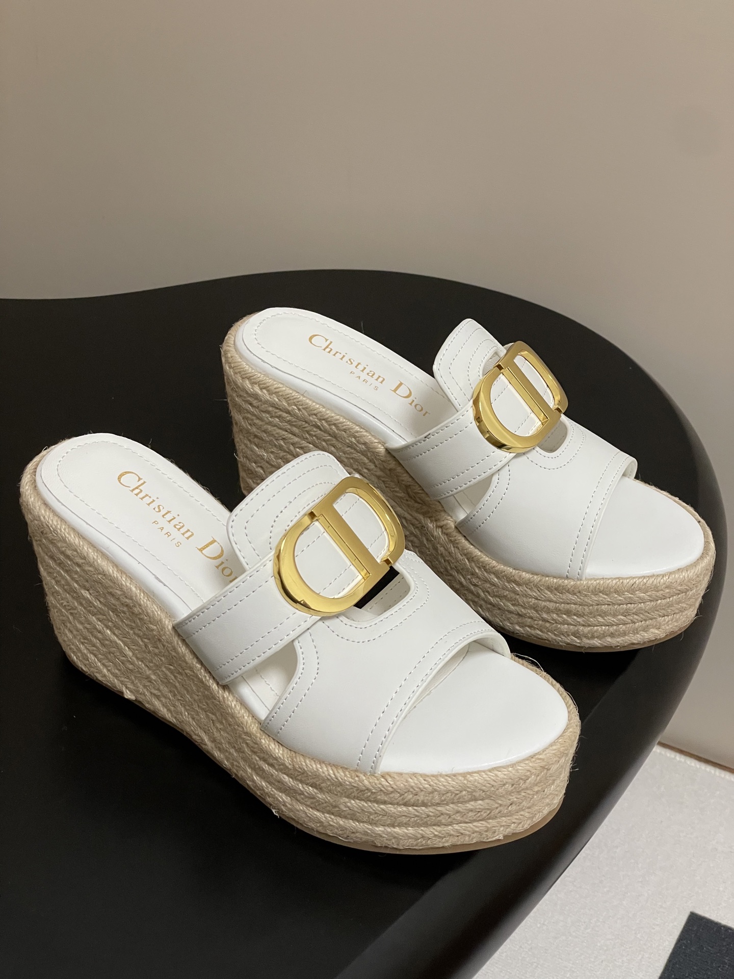 Dior 25ss春夏新款Dior 迪奥草编坡跟凉拖鞋CD扣防水台厚底高跟拖鞋