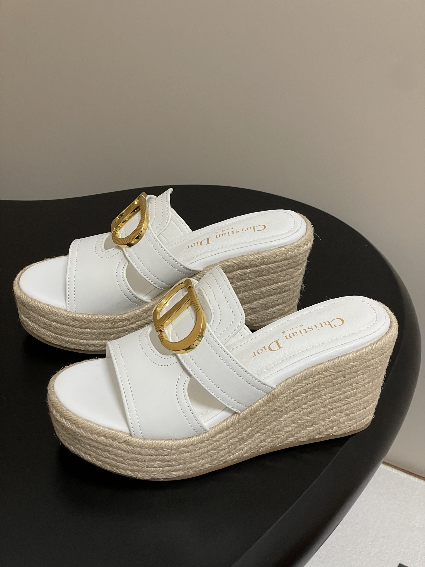 Dior 25ss春夏新款Dior 迪奥草编坡跟凉拖鞋CD扣防水台厚底高跟拖鞋