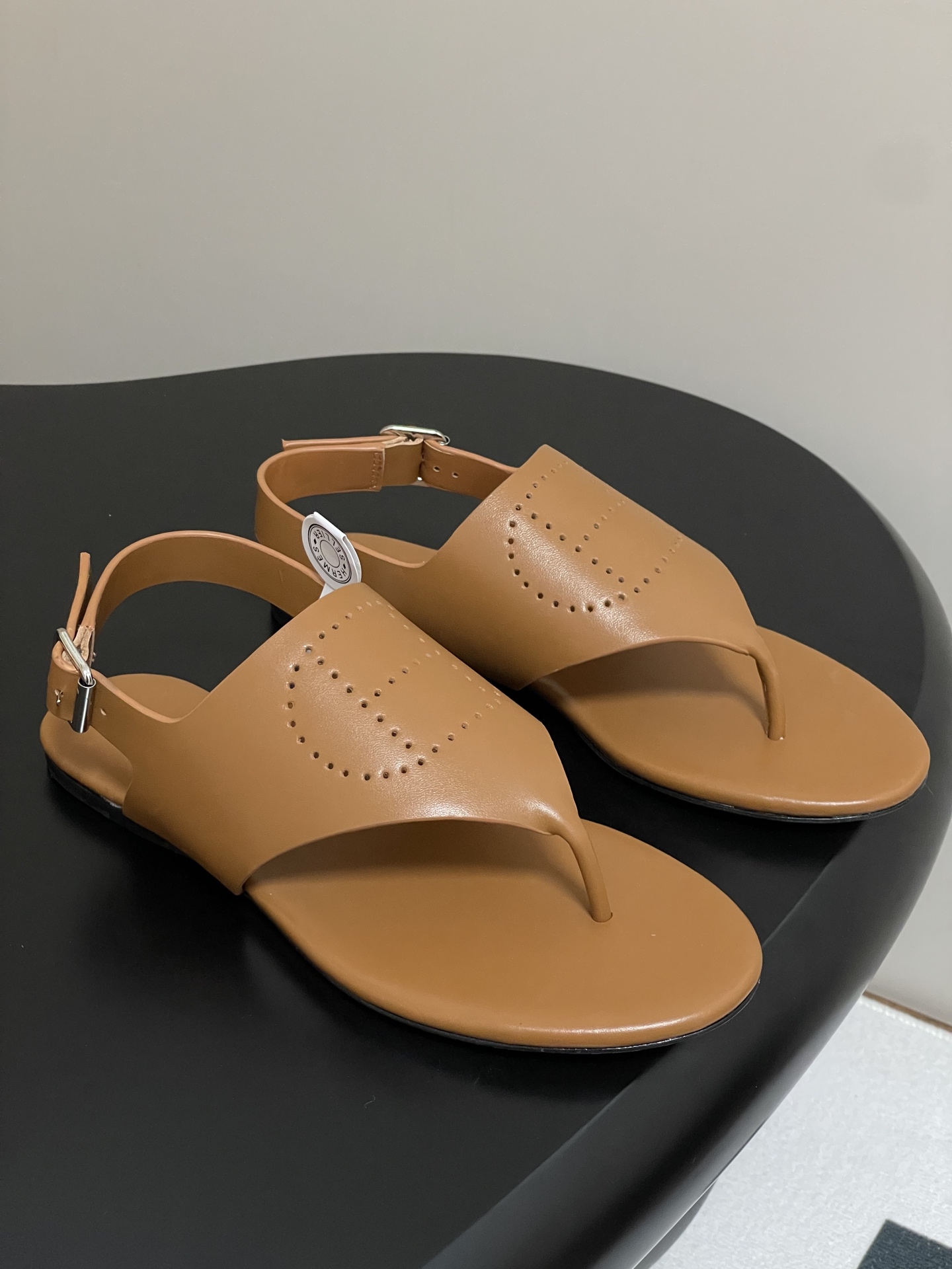 Hermès Hermes 爱马仕 H字母激光夹脚人字拖鞋平底凉拖鞋