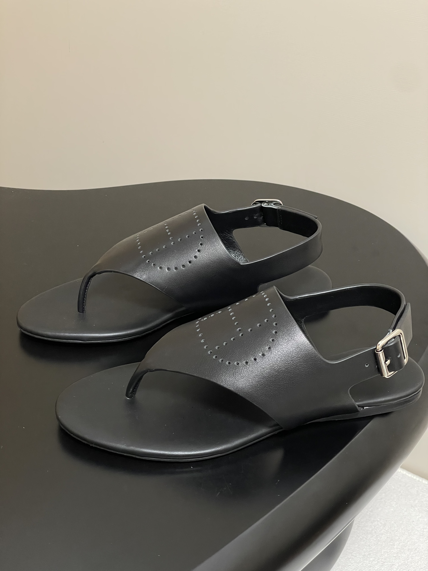 Hermès Hermes 爱马仕 H字母激光夹脚人字拖鞋平底凉拖鞋