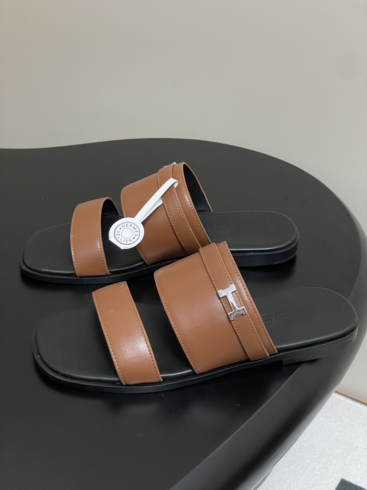 Hermès Hermes 爱马仕 H扣平底凉拖鞋