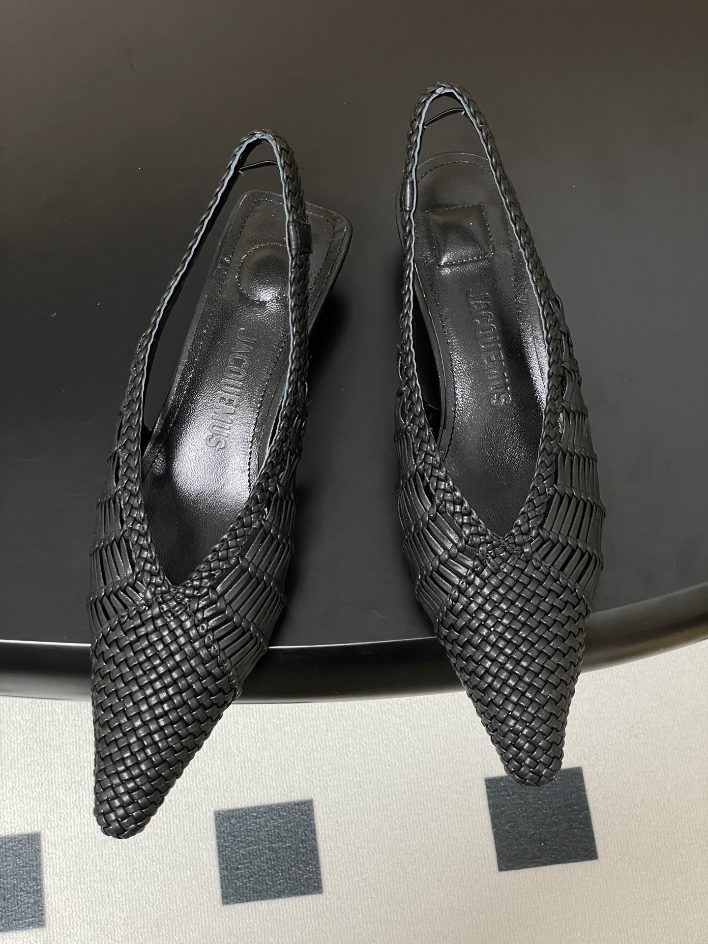 Jacquemus Woven Pointed-Toe Kitten Heel Slingbacks - Elegant and Chic 3 i1746559463026 4447 0 2