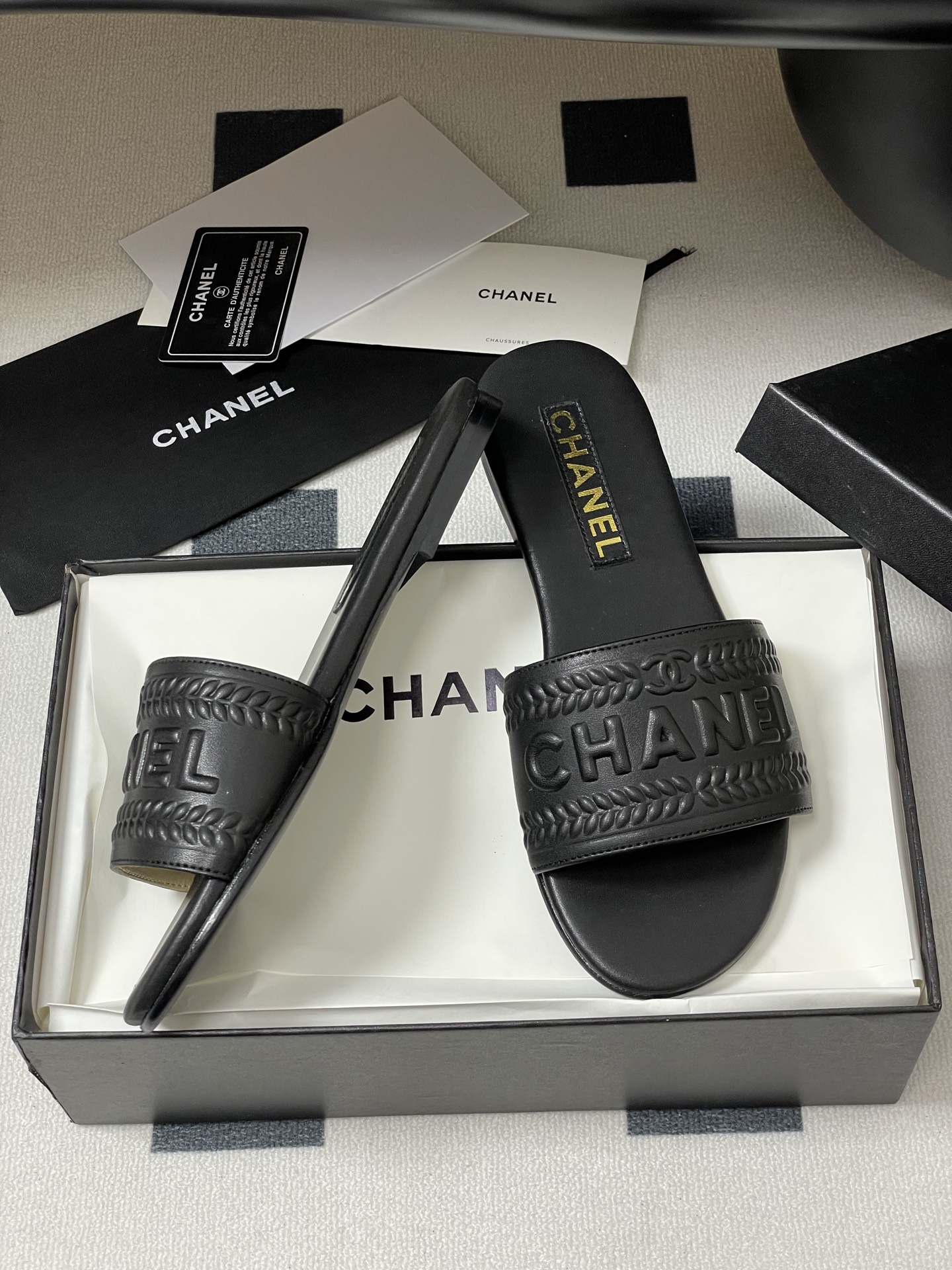 Chanel Women's Black Lambskin Flat Sandals Slides With Embroidered Logo 7 i1746636077970 2722 0 8