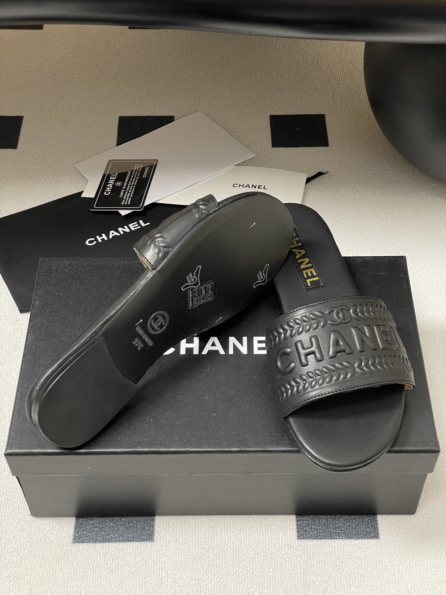 Chanel Women's Black Lambskin Flat Sandals Slides With Embroidered Logo 9 i1746636085575 7690 0 5