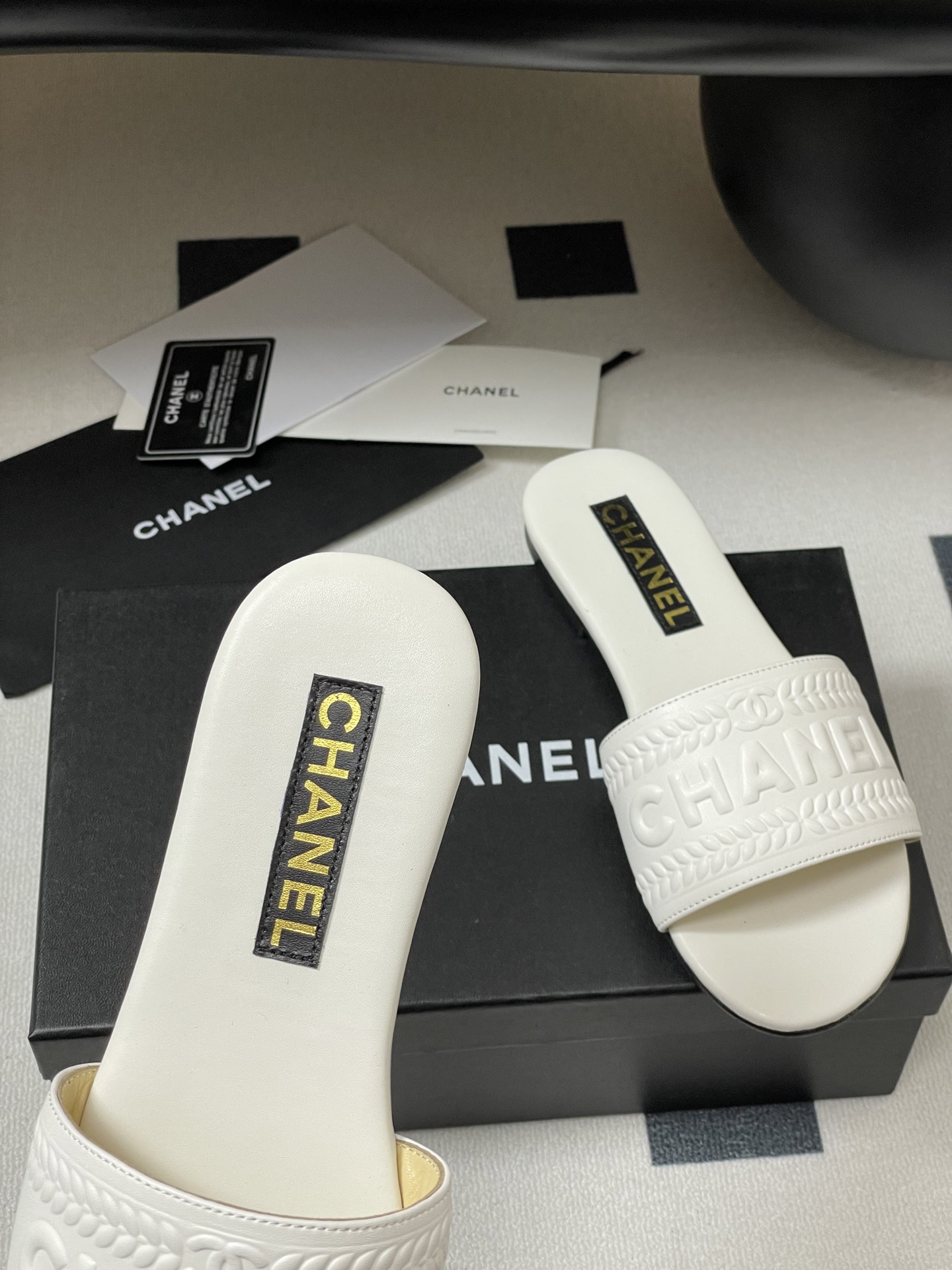Chanel Women's White Leather Flat Slide Sandals With Embroidered Logo 8 i1746636100687 8260 0 3