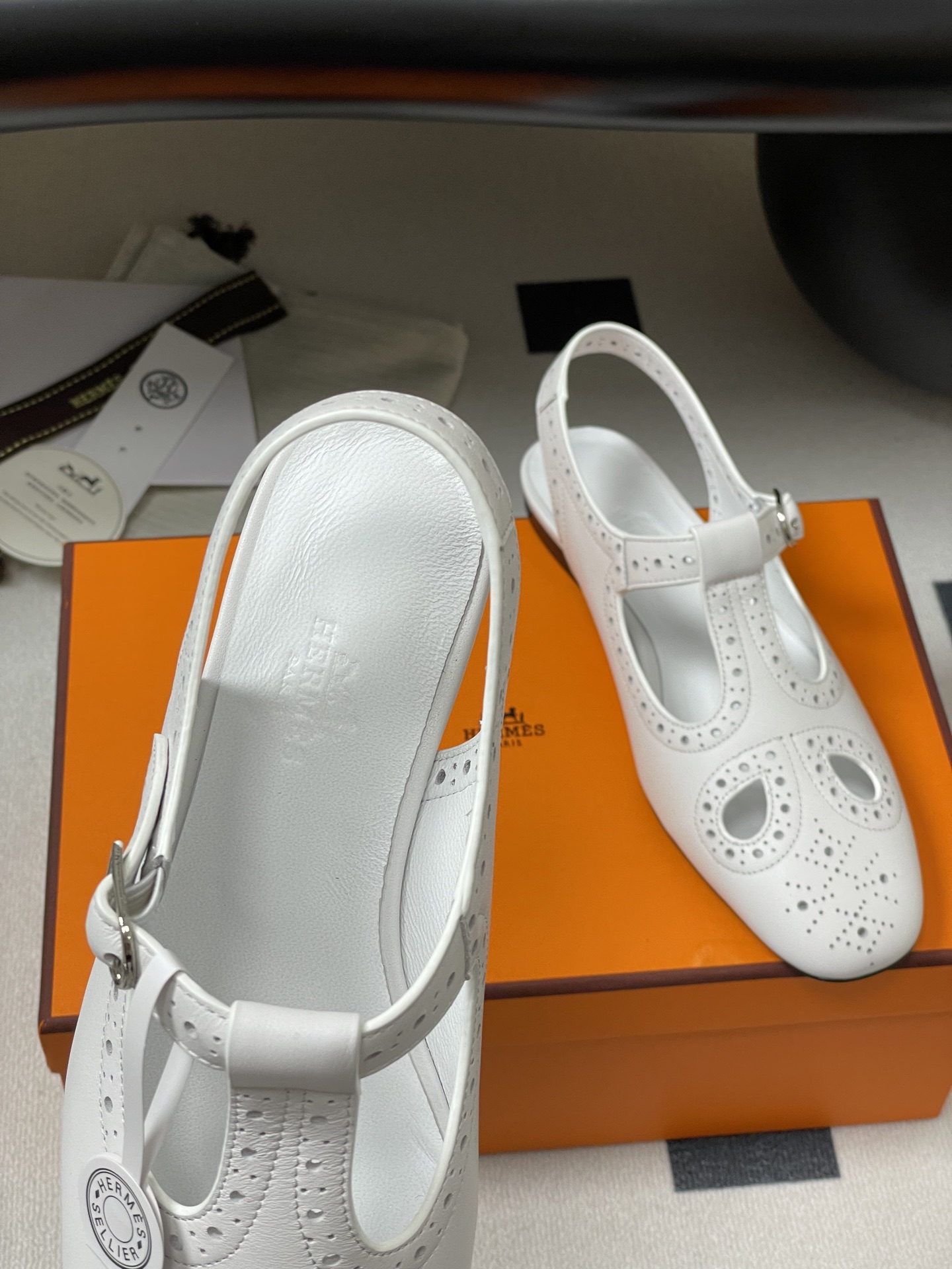 Hermes Women's Khea White Leather Derbies Mary Jane Ghillies Shoes 8 i1746642160804 3083 0 4