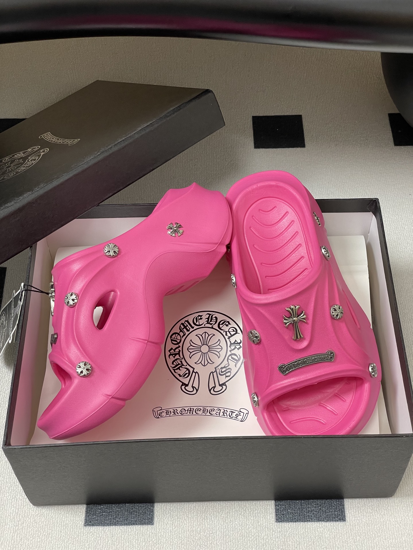 Trendy Chromehearts Punk Slippers: Y2K Style, 7cm High, Korean Version. - 图片 6
