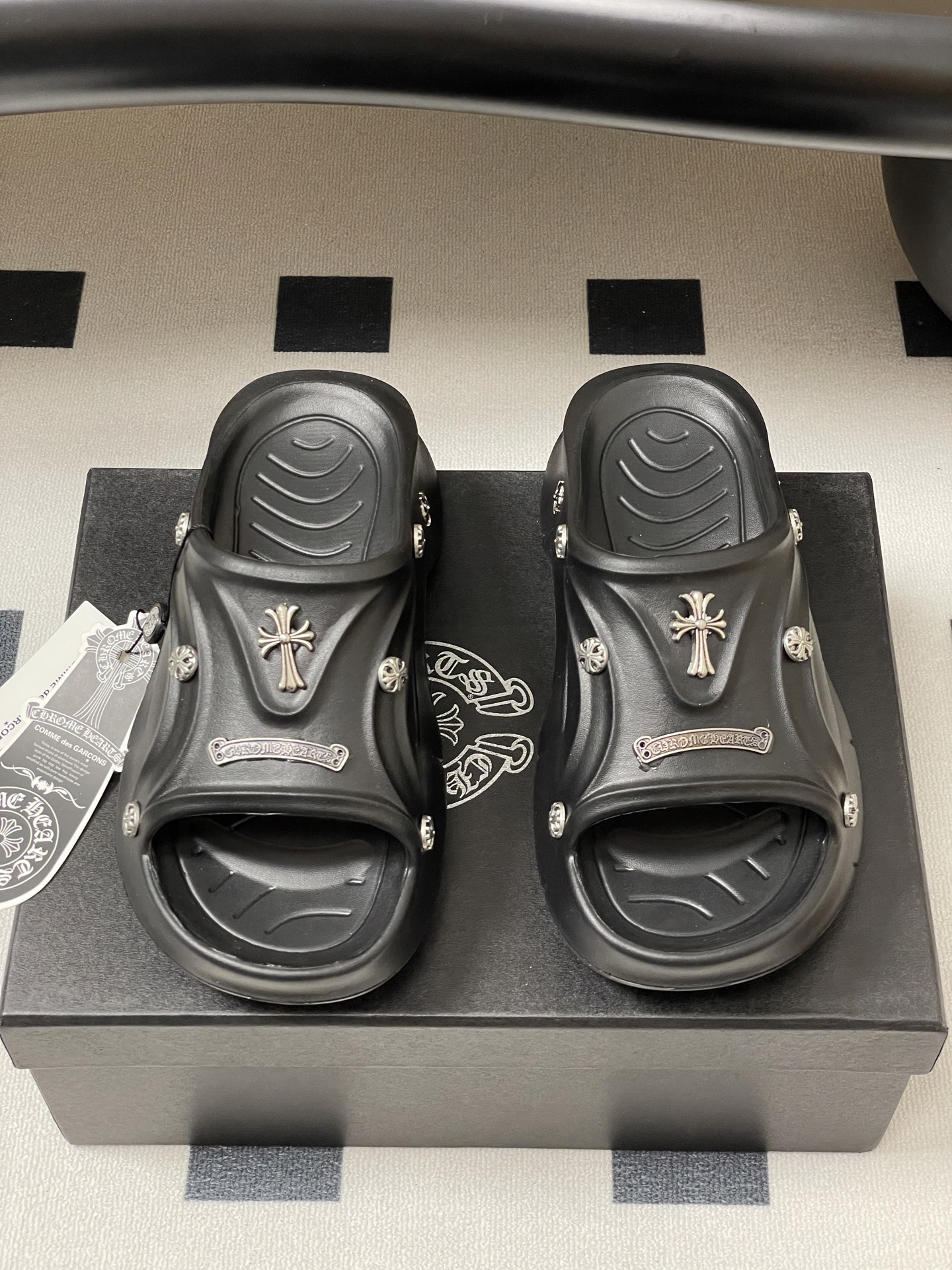 Chromehearts Y2K Punk Slippers: Big, Nice, and Popular Lazy Footwear for Summer - 图片 5