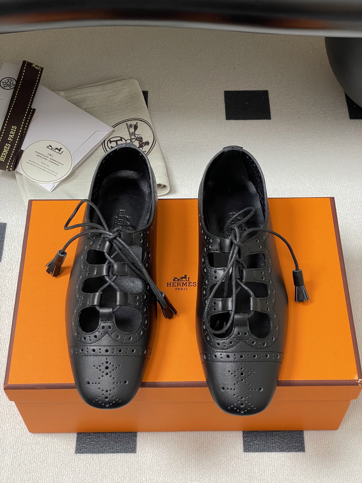 Hermes Women's Black Leather Khea Derby Shoes Brogue Pointed Toe 6 i1746737779683 9474 0 3