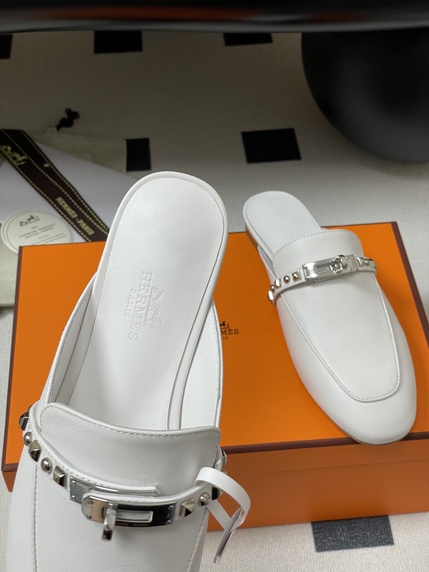 Hermès Hermes 爱马仕 H家 Oz铆钉穆勒鞋 Kelly扣包头半拖鞋 H 半拖 25ss新版面
