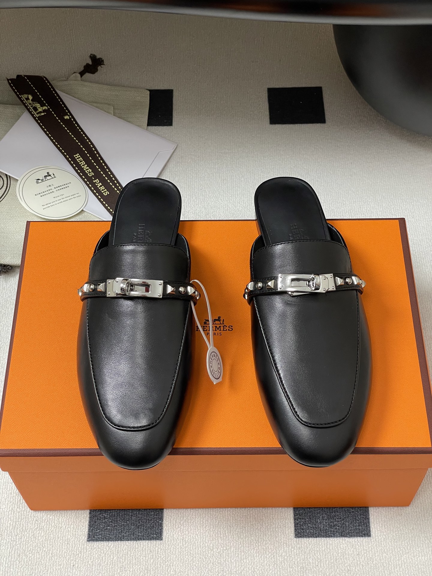 Hermès Hermes 爱马仕 H家 Oz铆钉穆勒鞋 Kelly扣包头半拖鞋 H 半拖 25ss新版面