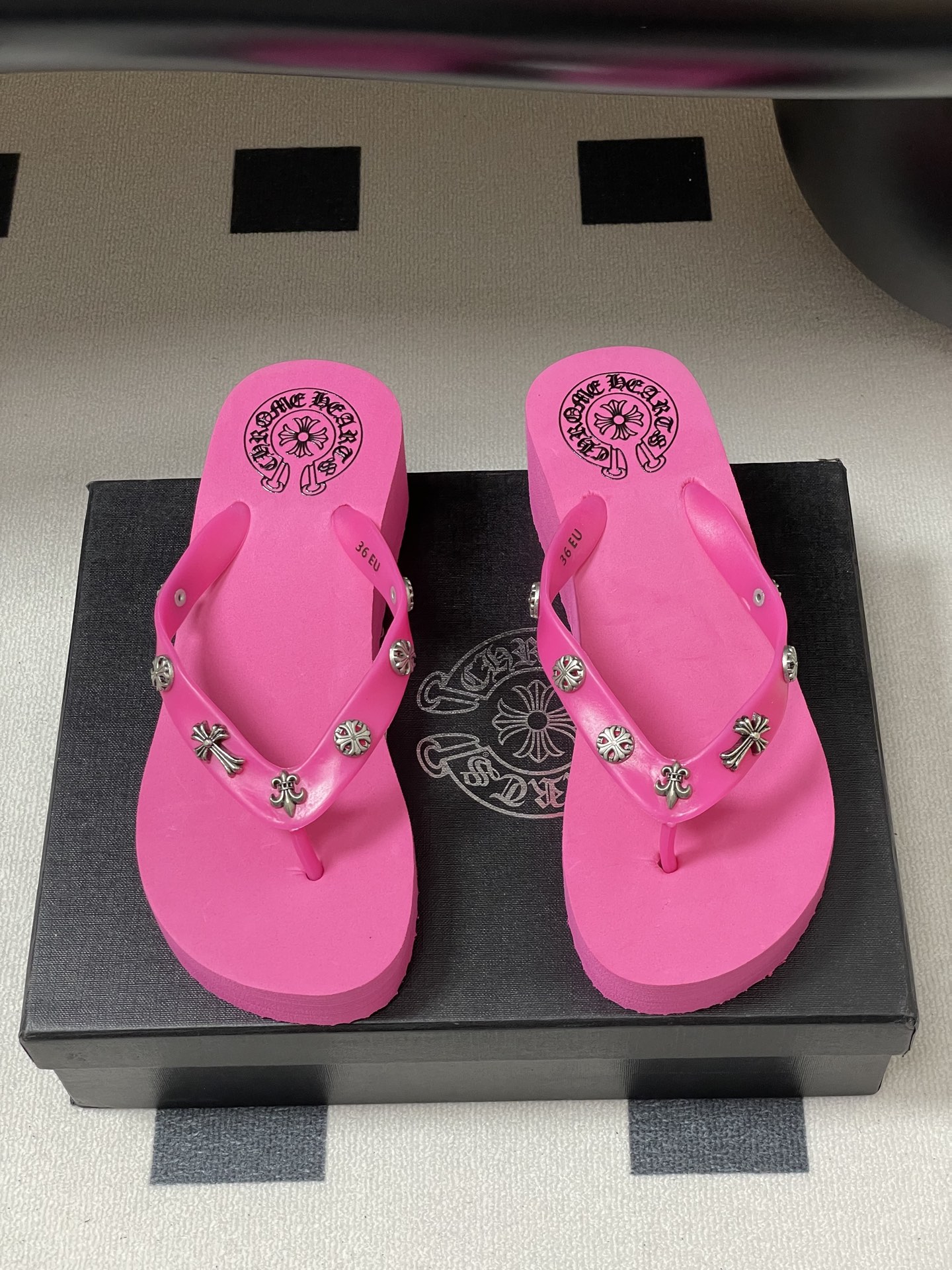 Chromehearts Punk Style 7cm Platform Slippers for Lazy Summer Days - 图片 5