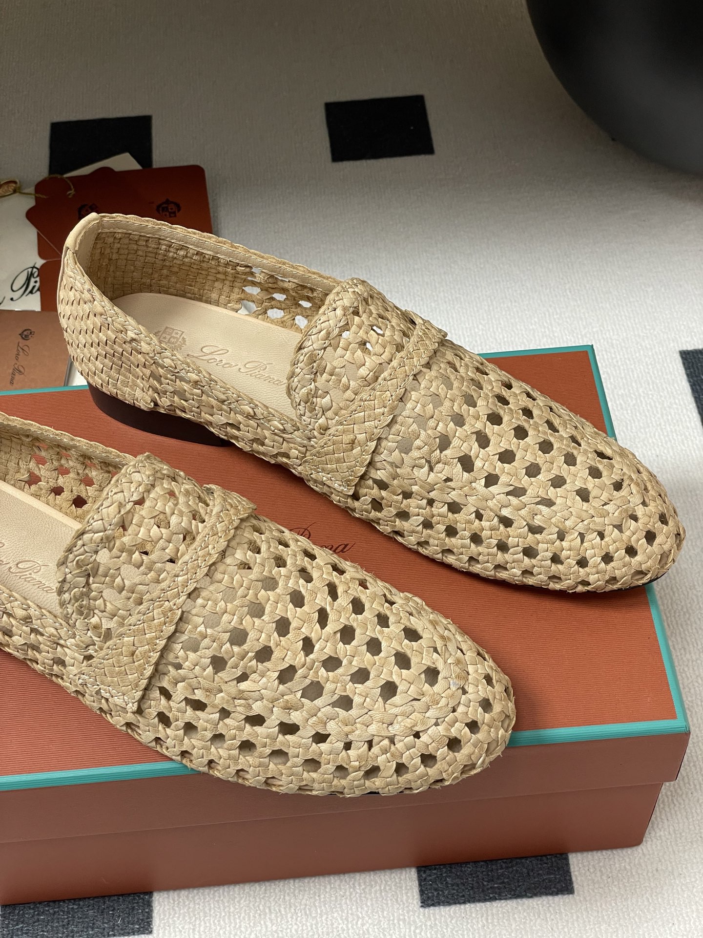 NO:392671,#More details The reason for the price is expensive. Real cowhide pure hand-woven, loafers, loafers, cowhide19860909#更多细节 贵有贵的道理 真牛皮纯手工编织,乐福鞋,loafers,cowhide,Women's Shoes