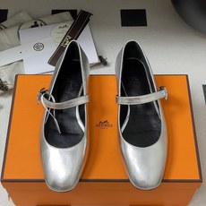 顶级品质Hermes 爱马仕🐎 H家25s早春新款 Jane系列H扣芭蕾舞鞋H字母钻扣玛丽珍平底单鞋小方 顶级品质Hermes 爱马仕🐎 H家25s早春新款 Jane系列H扣芭蕾舞鞋H字母钻扣玛丽珍平底单鞋小方
