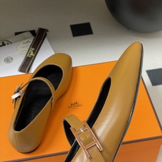 顶级品质Hermes 爱马仕🐎 H家25s早春新款 Jane系列H扣芭蕾舞鞋H字母钻扣玛丽珍平底单鞋小方 顶级品质Hermes 爱马仕🐎 H家25s早春新款 Jane系列H扣芭蕾舞鞋H字母钻扣玛丽珍平底单鞋小方