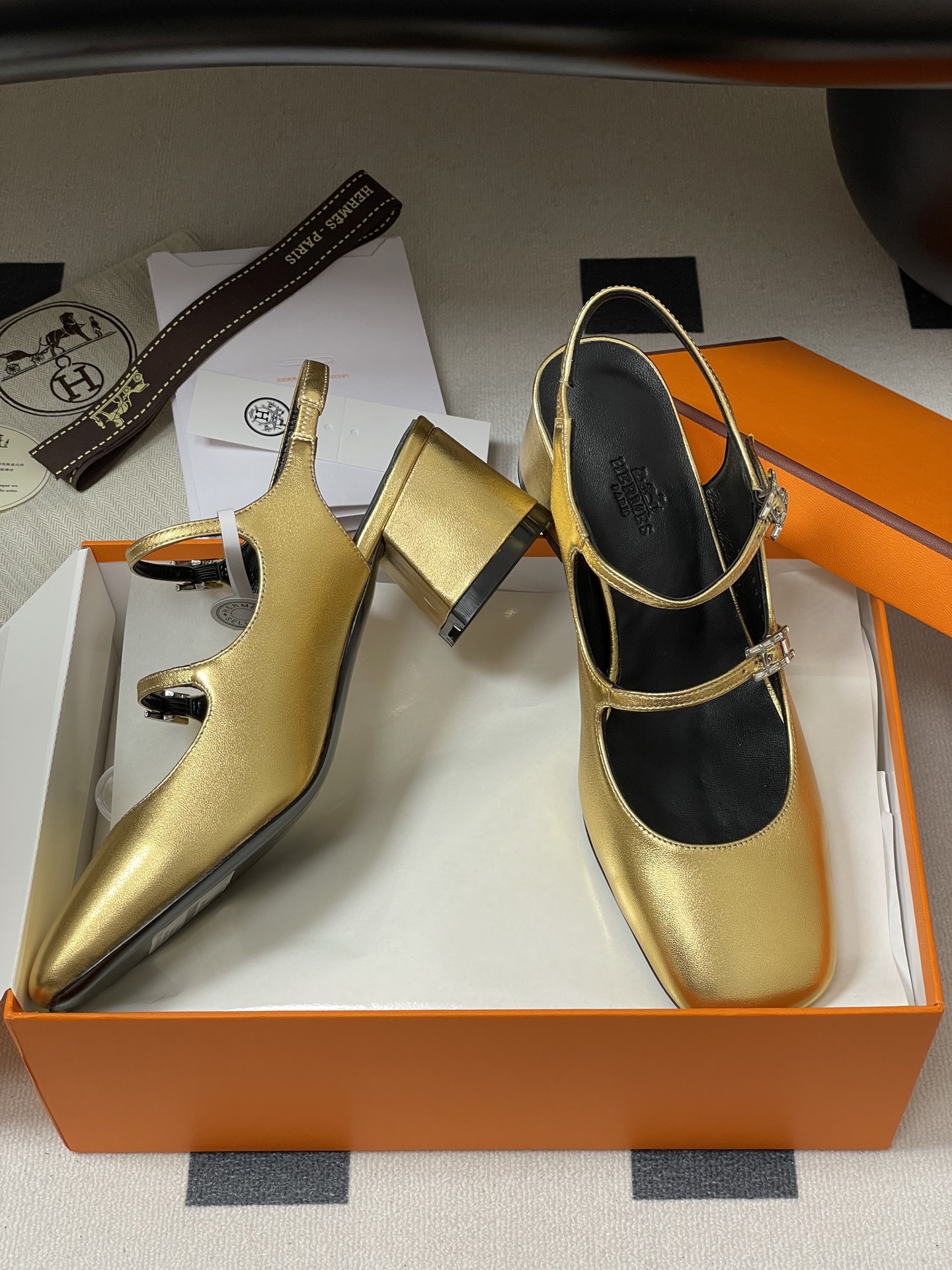 顶级品质Hermes 爱马仕🐎 H家25s早春新款 Jackie系列H扣玛丽珍鞋H字母钻扣二带后空凉鞋高