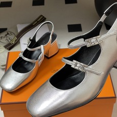 顶级品质Hermes 爱马仕🐎 H家25s早春新款 Jackie系列H扣玛丽珍鞋H字母钻扣二带后空凉鞋高 顶级品质Hermes 爱马仕🐎 H家25s早春新款 Jackie系列H扣玛丽珍鞋H字母钻扣二带后空凉鞋高