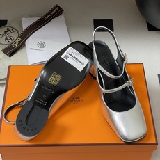 顶级品质Hermes 爱马仕🐎 H家25s早春新款 Jackie系列H扣玛丽珍鞋H字母钻扣二带后空凉鞋高 顶级品质Hermes 爱马仕🐎 H家25s早春新款 Jackie系列H扣玛丽珍鞋H字母钻扣二带后空凉鞋高