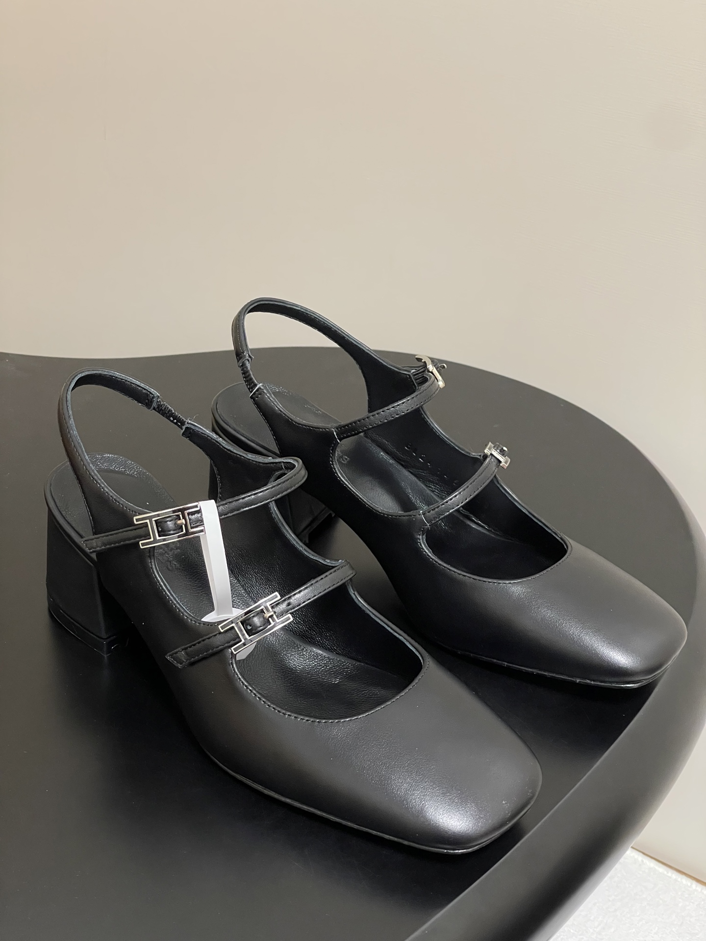 顶级品质Hermes 爱马仕🐎 H家25s早春新款 Jackie系列H扣玛丽珍鞋H字母钻扣二带后空凉鞋高