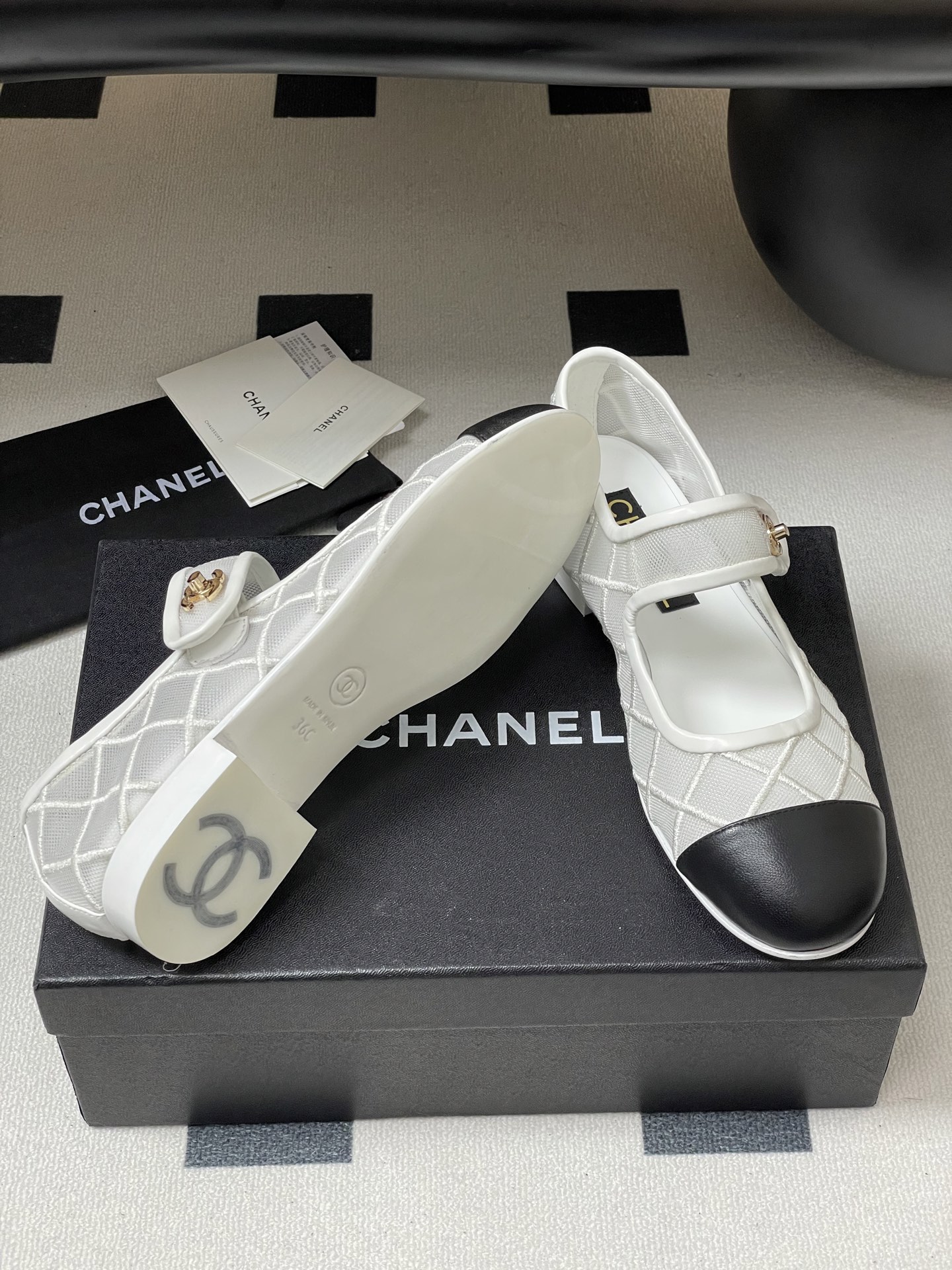 🌾 春夏新款Chanel 26A Coco beach小香双C扣网面玛丽珍单鞋经典书包扣绝美菱格网纱平底
