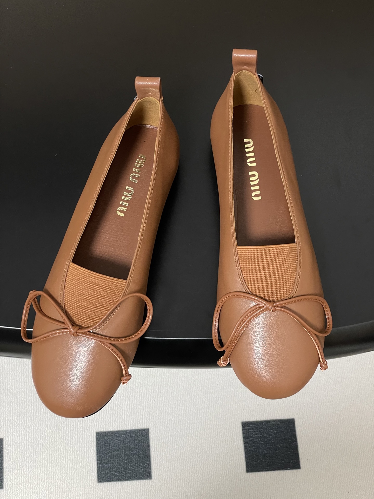 Miu Miu Women's Leather Ballerina Flats with Bow Accent - Chic and Comfortable 2 i1750195130494 6879 0 6
