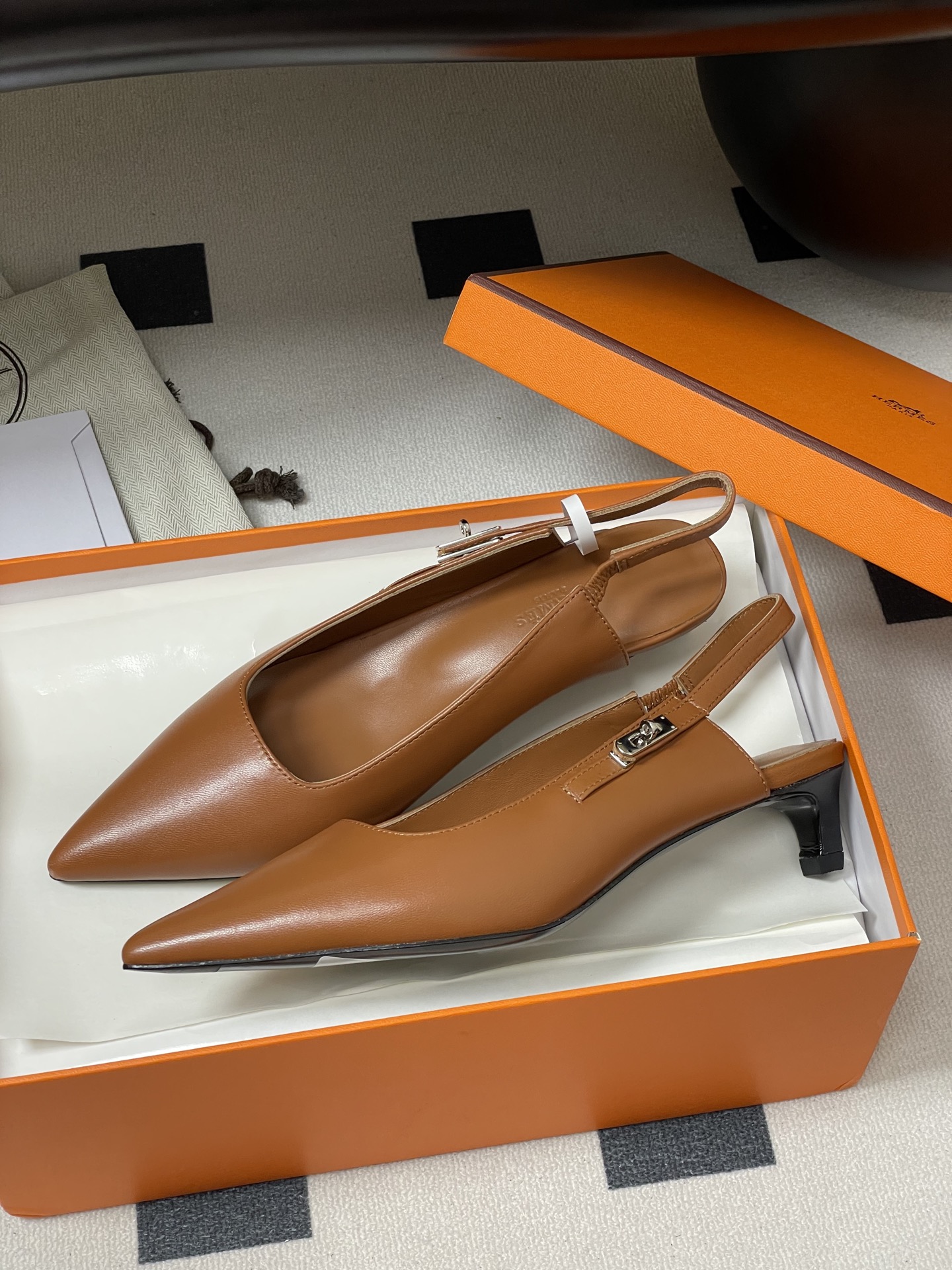 Hermès Pointed Toe Slingback Heels with Kelly Buckle - Nappa Leather 4 i1750281459952 5461 0 7