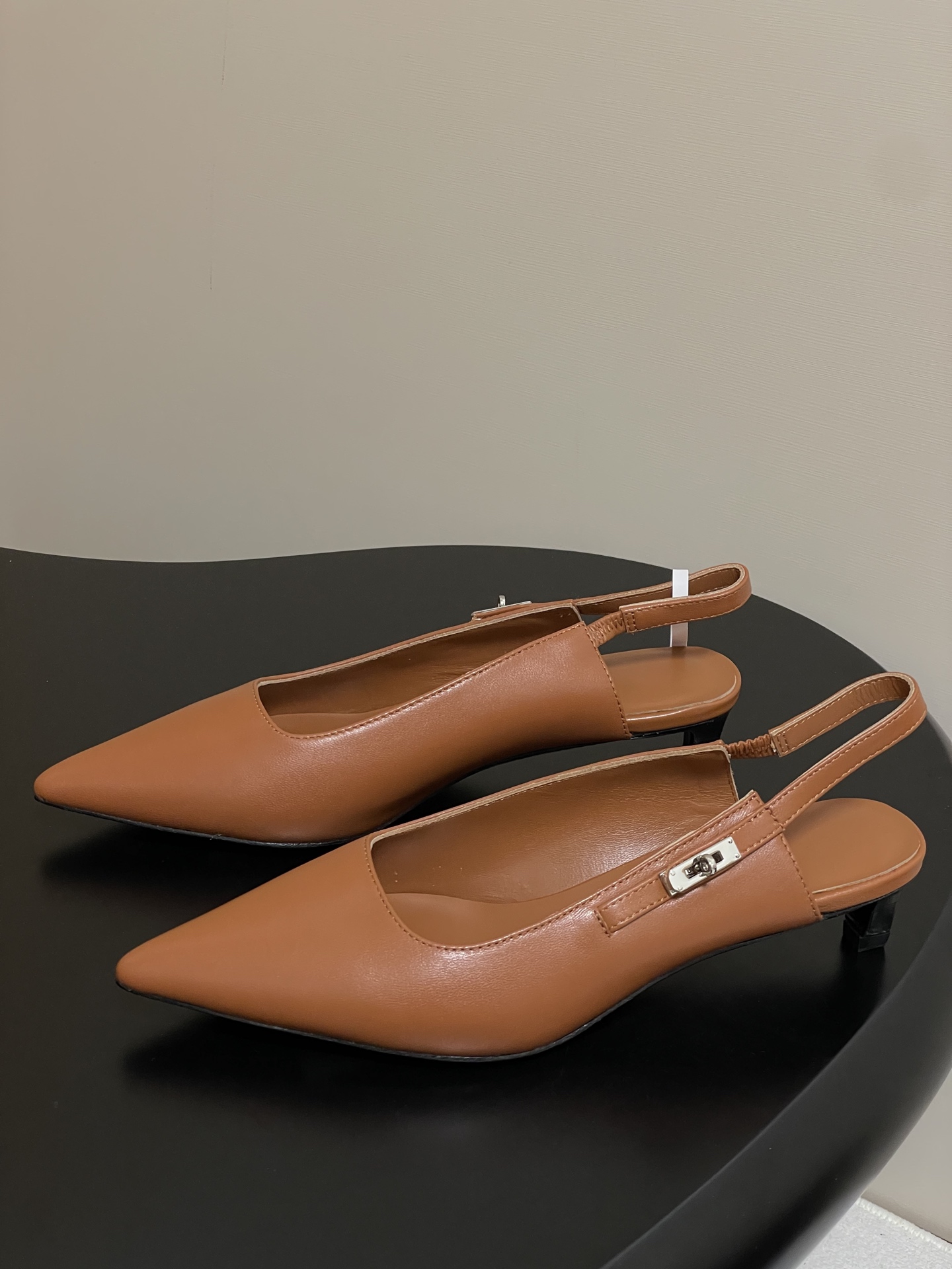 Hermès Pointed Toe Slingback Heels with Kelly Buckle - Nappa Leather 3 i1750281525609 6907 0 8