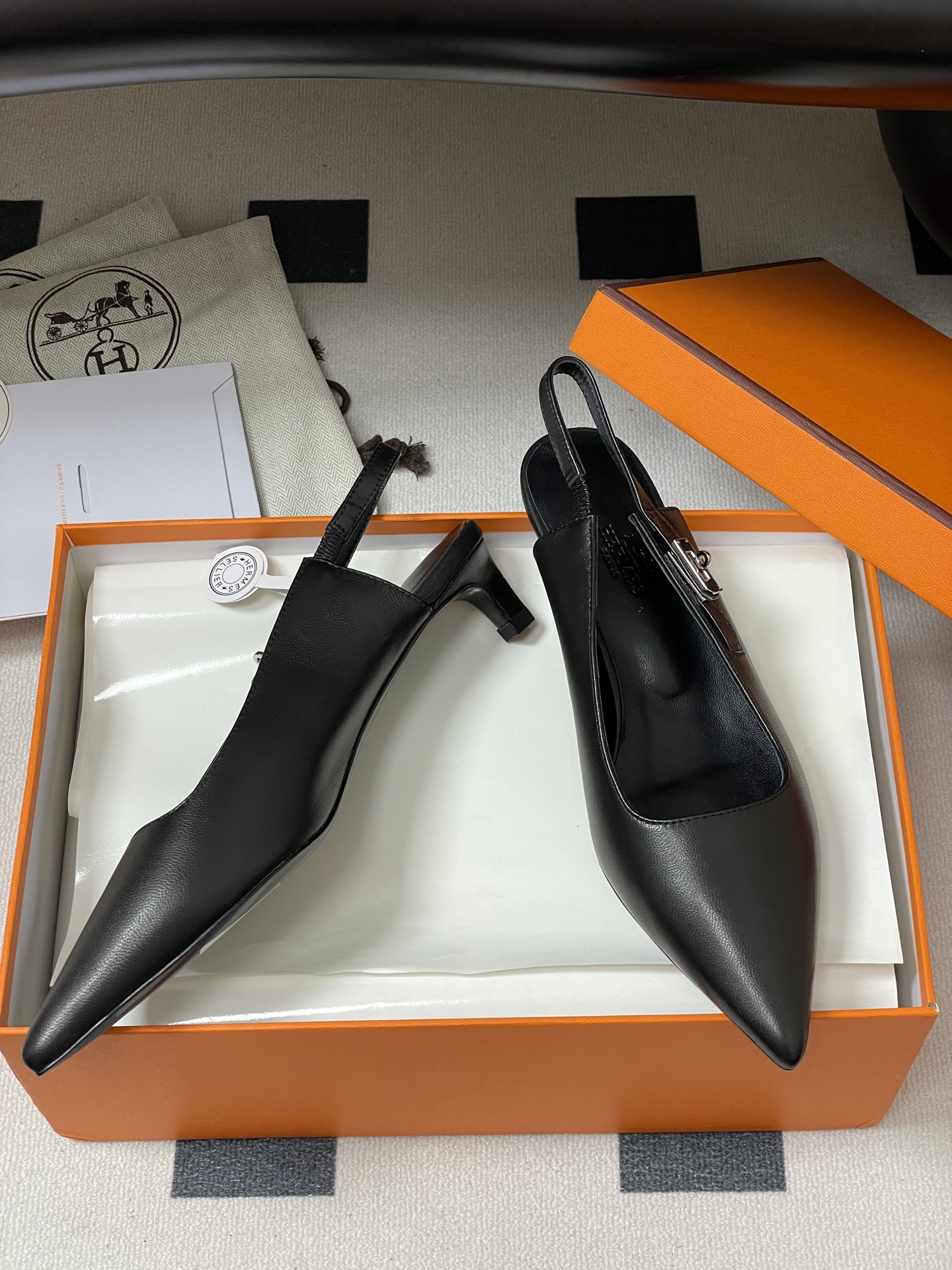 Hermès Kelly Buckle Slingback Pumps - Pointed Toe Kitten Heel Shoes 7 i1750281545629 6955 0 5