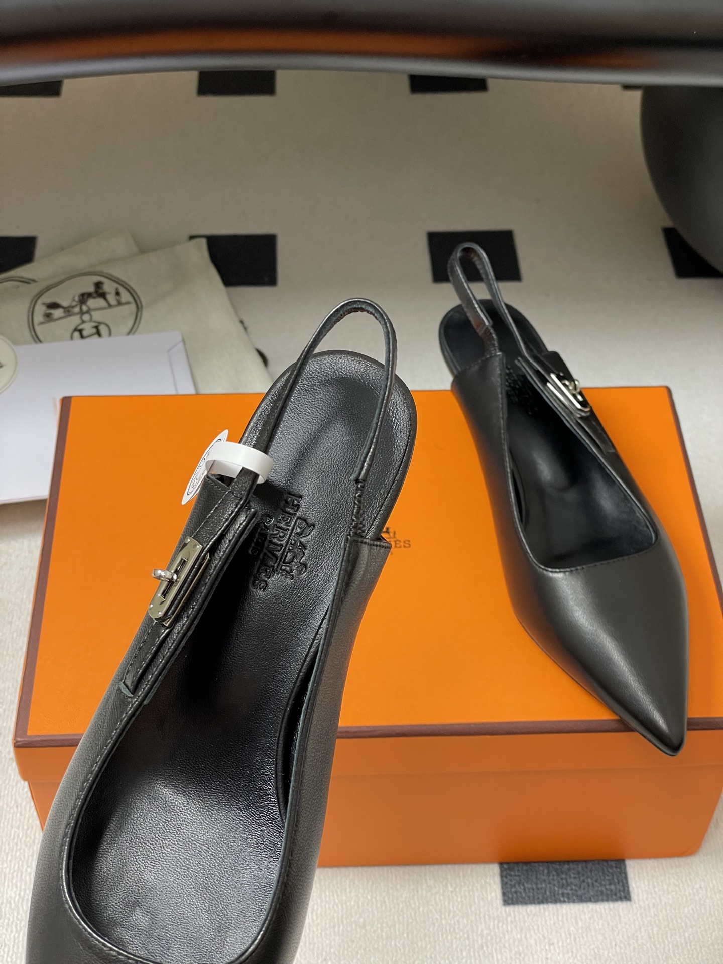 Hermès Kelly Buckle Slingback Pumps - Pointed Toe Kitten Heel Shoes 8 i1750281545655 5532 0 1