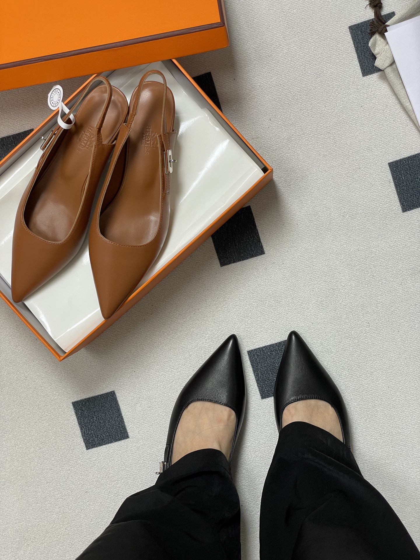 Elegant Pointed Toe Slingback Pumps with Kelly Buckle Detail - Nappa Leather 2 i1750281608513 2051 0 4