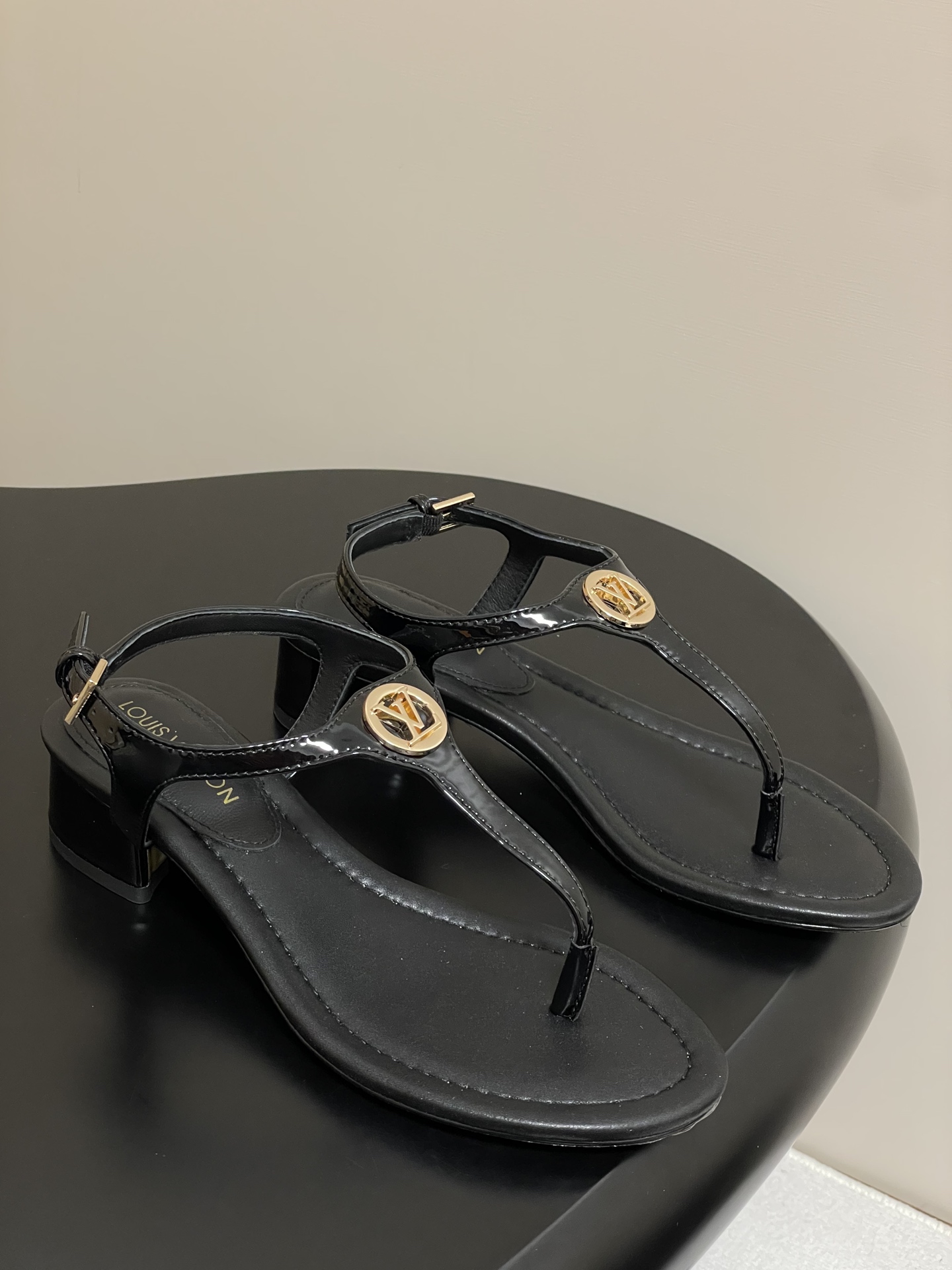 Louis Vuitton Vibe Thong Sandals - Black Leather with Iconic Gold Detailing 2 i1750282127223 4828 0 6