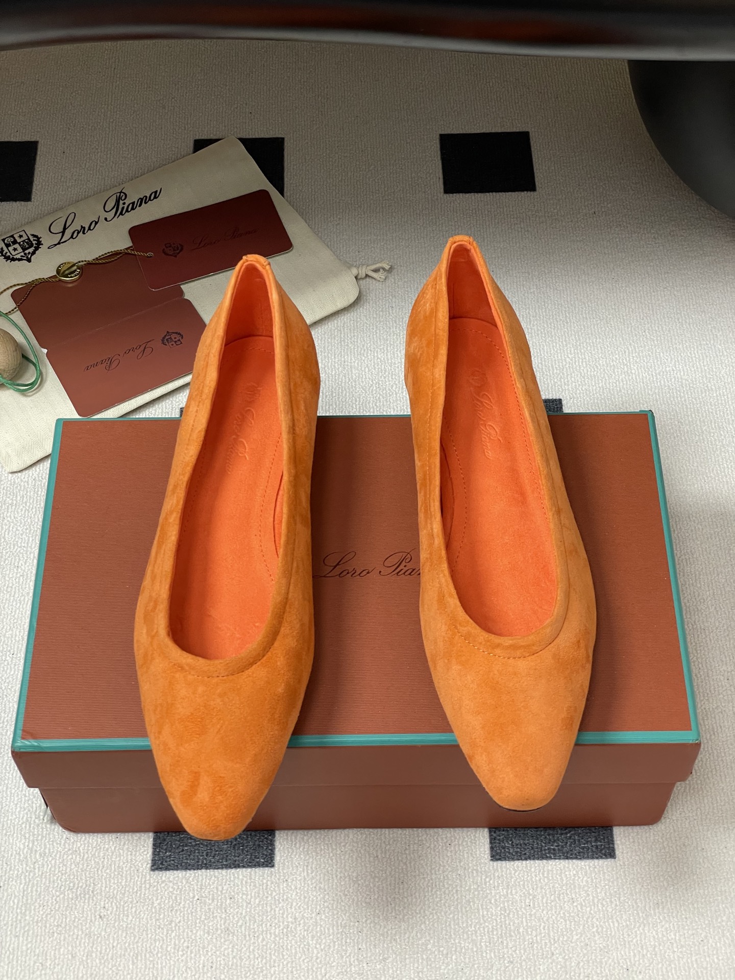 Loro Piana Ballet Shoes: Fine Urban Style with Comfort and Flexibility - 图片 5