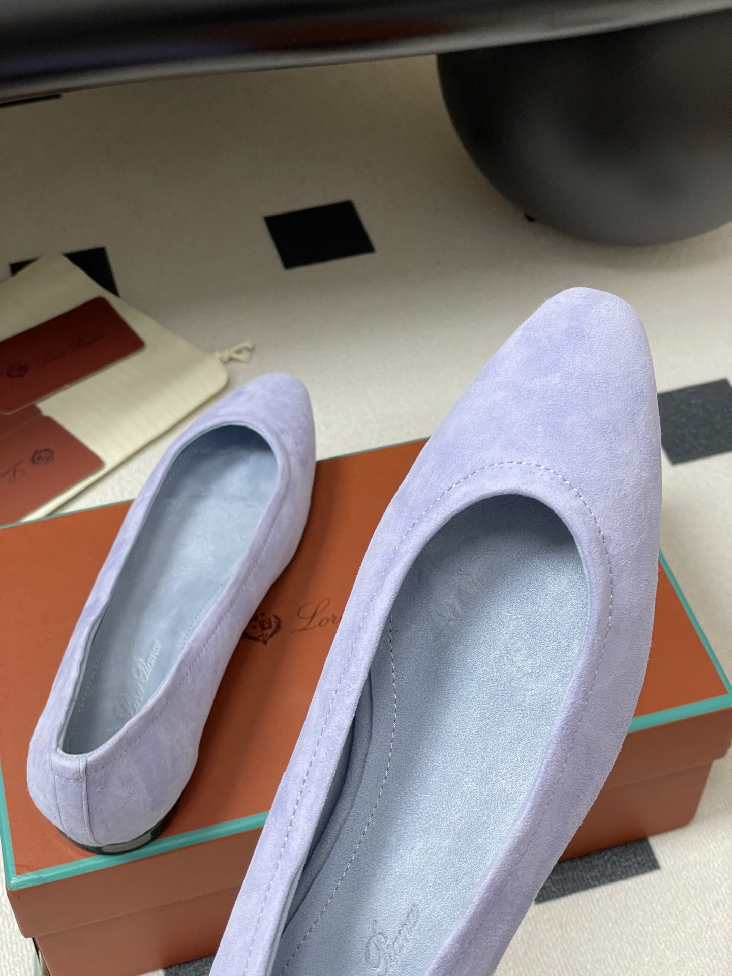 Loro Piana Ballet Shoes: Fine Urban Style in Customized Sheepskin - 图片 9