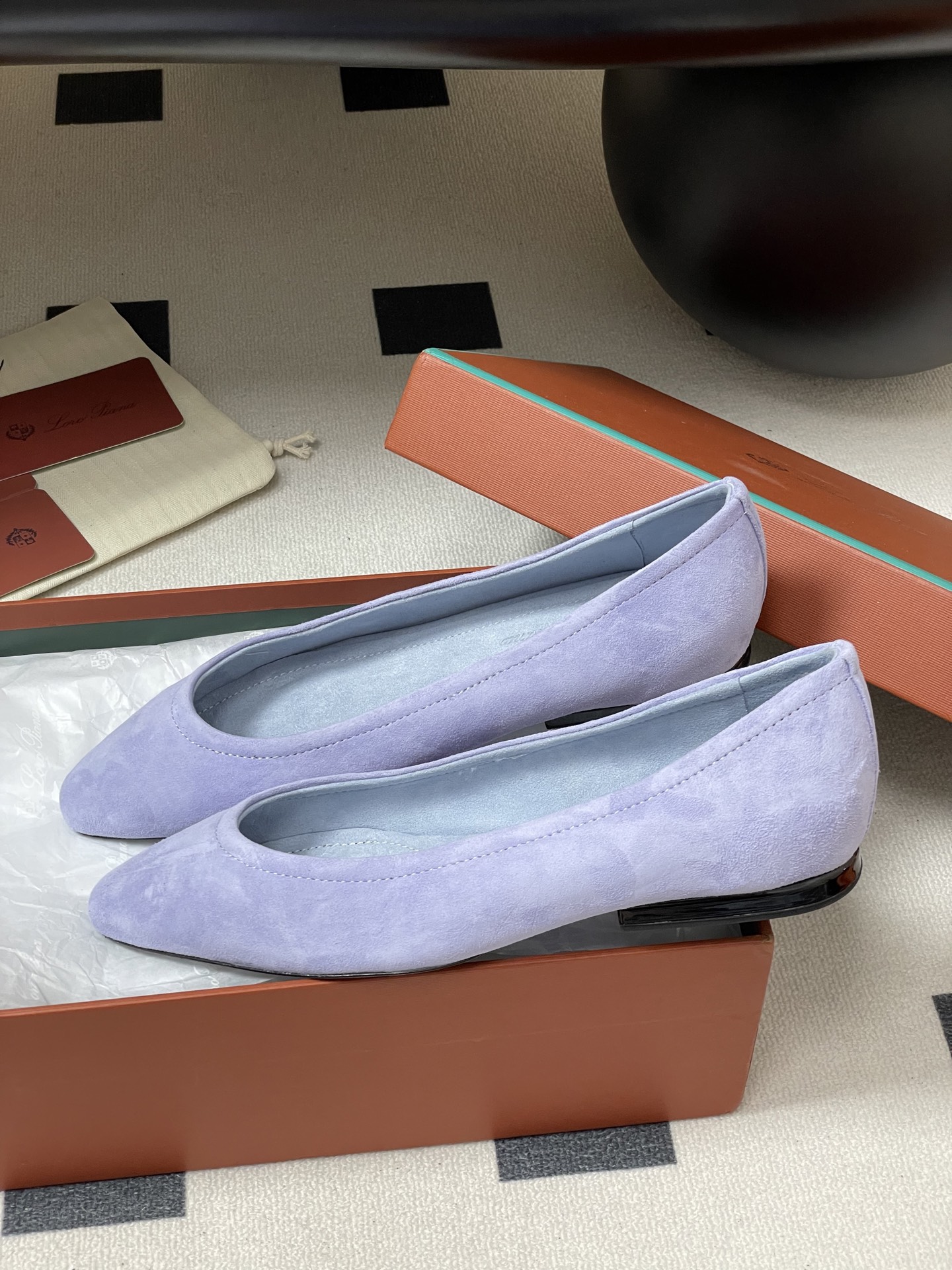 Loro Piana Ballet Shoes: Fine Urban Style in Customized Sheepskin - 图片 4