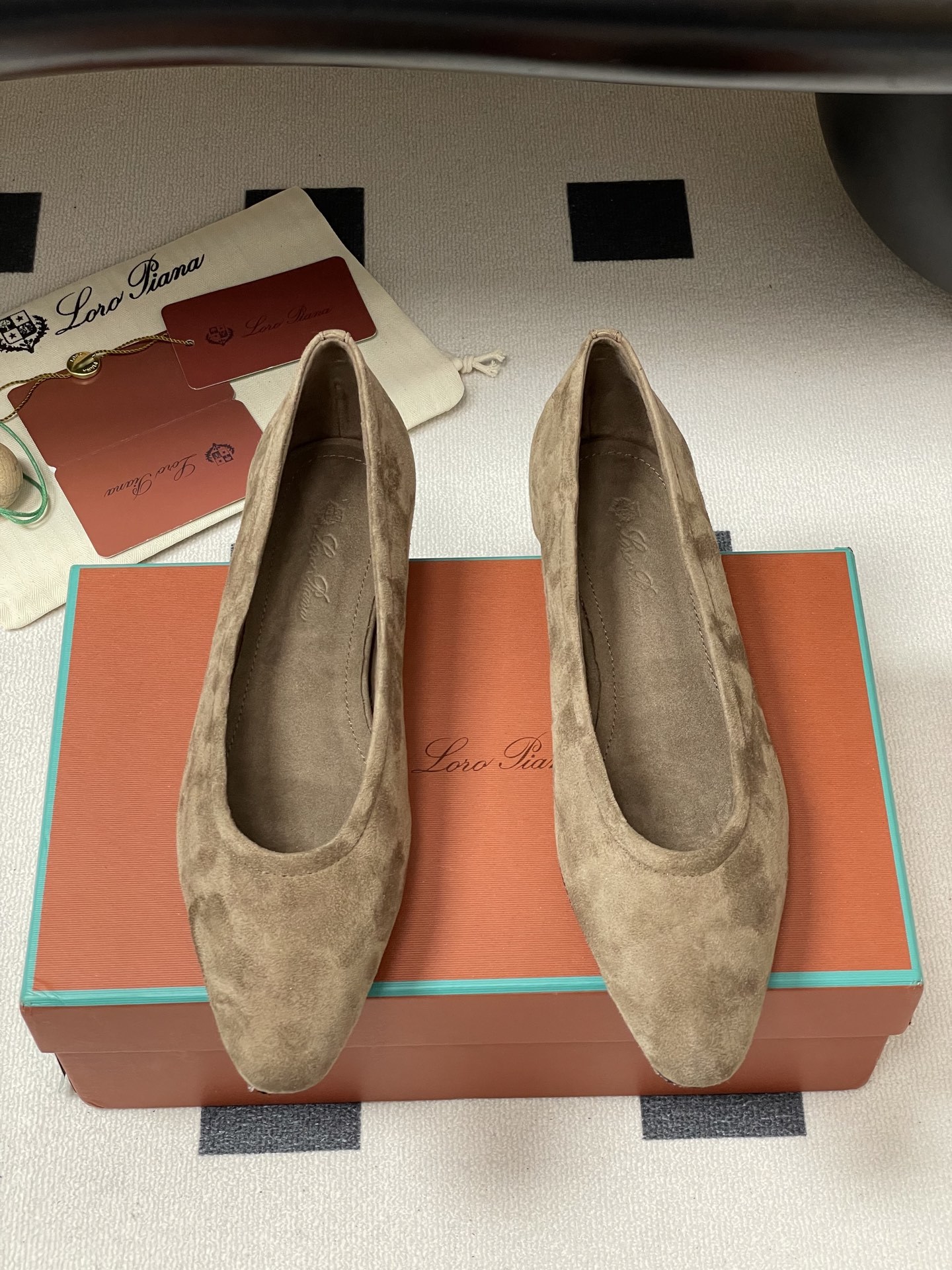 Loro Piana Ballet Shoes: Urban Style in Fine Sheep Leather, Italian Craftsmanship. - 图片 5