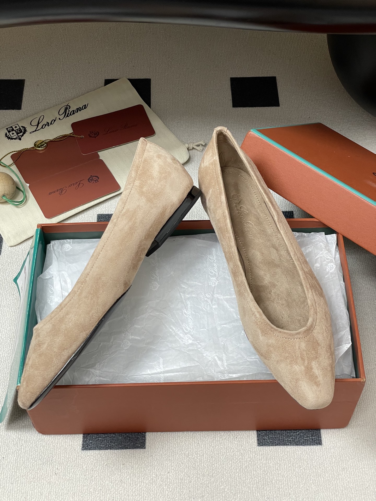 Loro Piana Noyoa LP Ballet Shoes: Fine Urban Style for Day and Night - 图片 6