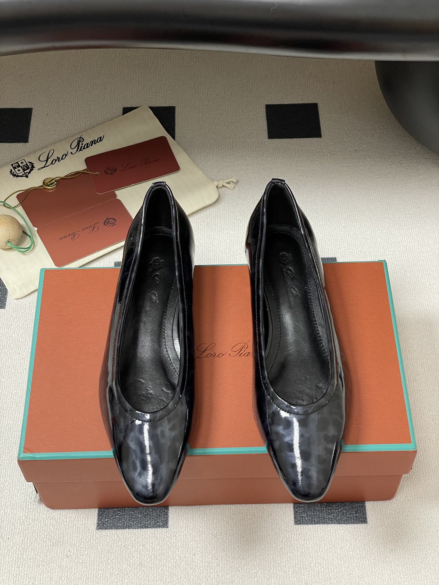 Loro Piana Noyoa LP Ballet Shoes: Urban Style and Comfort in Every Step - 图片 5