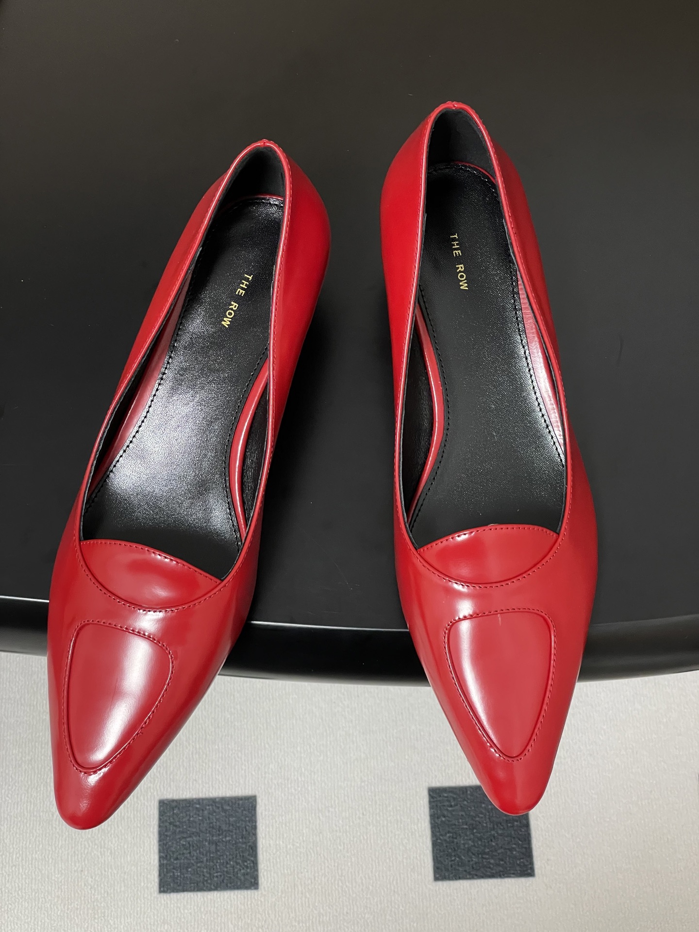 “Summer Purple Pants Cat Shoes: Stylish, Comfortable, and Versatile with Italian Platinum Soles” - 图片 2