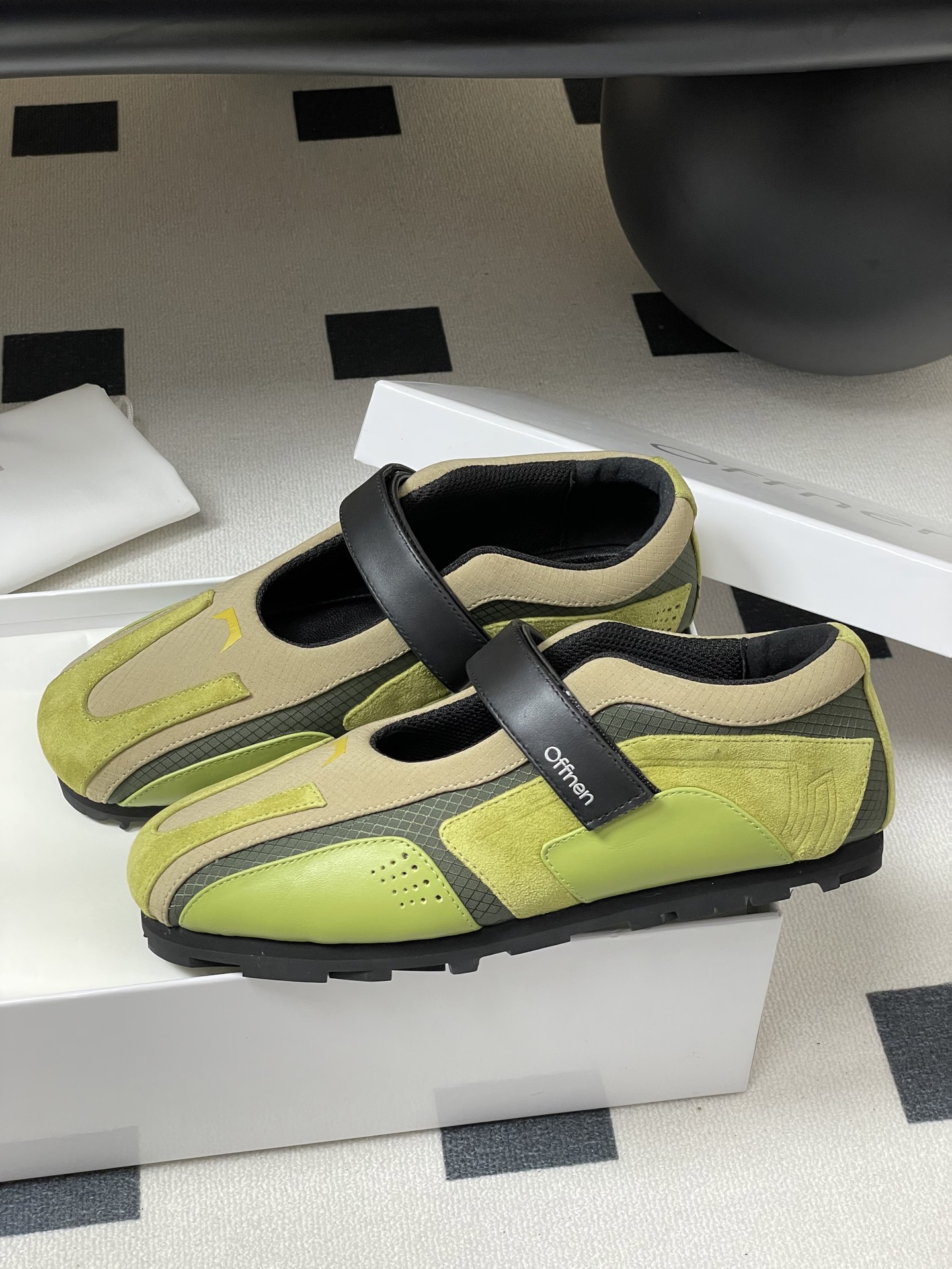 Mary Jane’s Recreational Ballet Shoes: Lightweight, Modern Design in Tundra Green - 图片 4