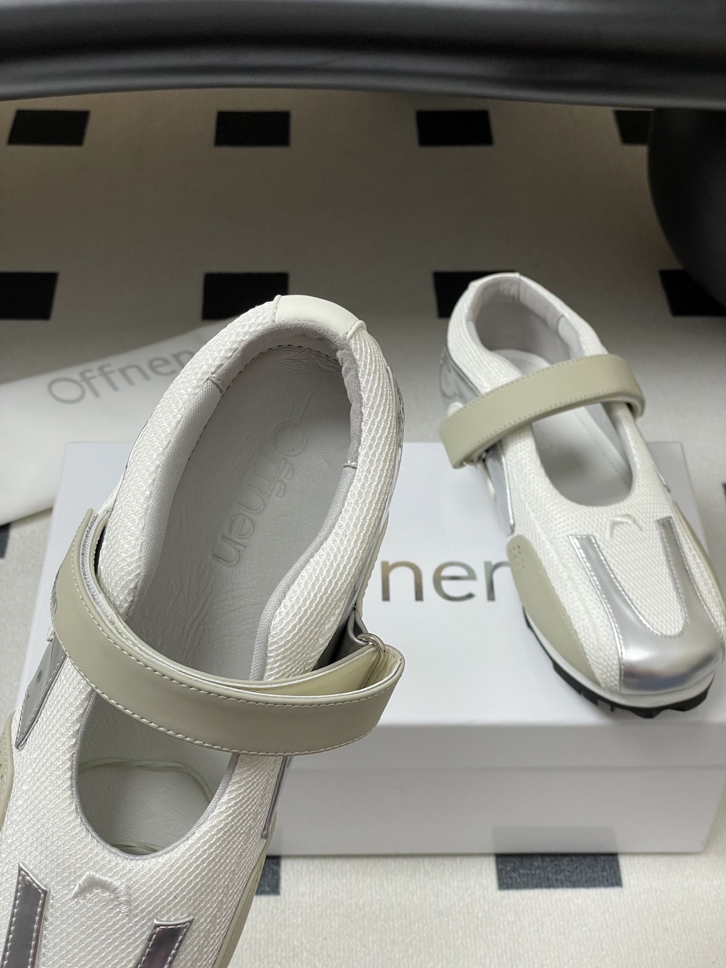 Mary Jane’s Recreational Ballet Shoes: New Tundra Green Design with Modern Materials - 图片 7