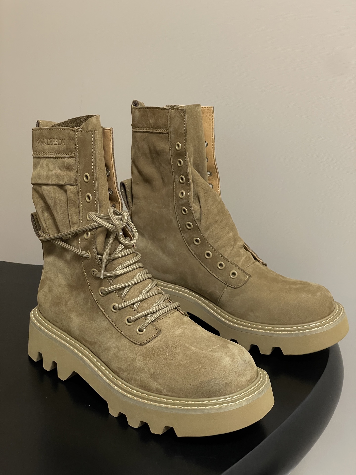 JW Anderson Fresh Autumn Shoes: Comfortable, Stylish, and Fashionable Classics