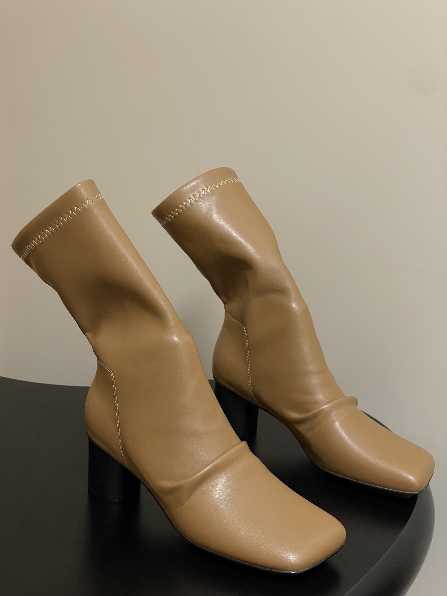 UMA WANG 25ss New Round Short Boots: Eastern Aesthetic Elegance and Neonomism