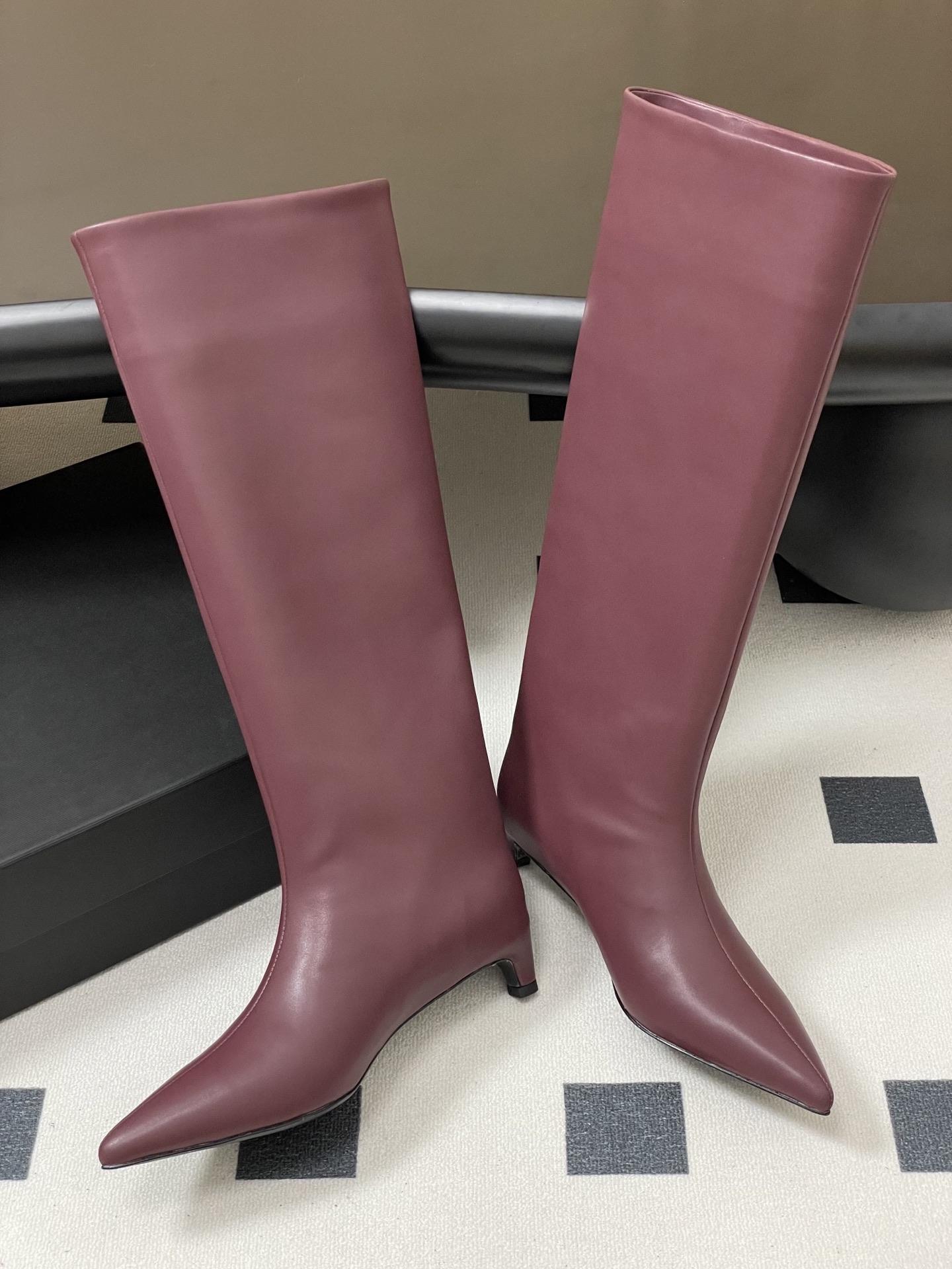 Jill Sander New Autumn/Winter Boots Collection: Stylish, Cozy, Custom Leather, Sheepskin Lined - 图片 6